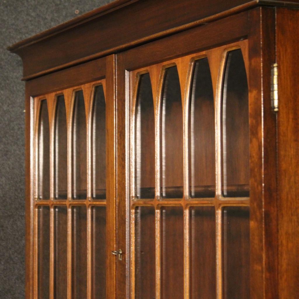 20th Century Mahogany Maple Fruitwood English Display Cabinet, 1960 6