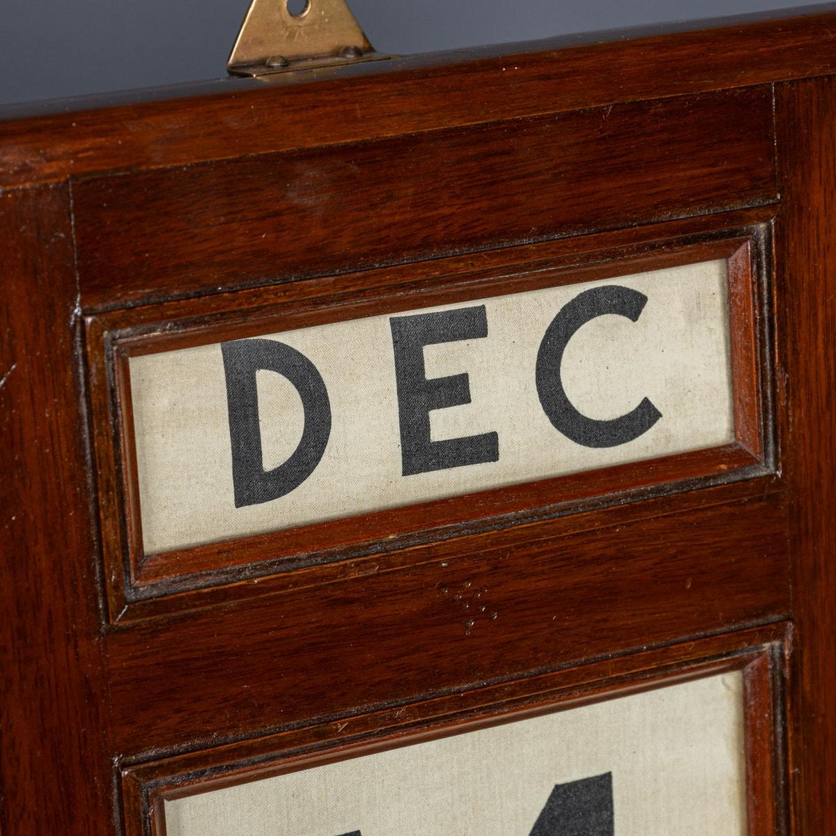 Glass 20th Century Mahogany Perpetual Desk Calendar c.1930 For Sale