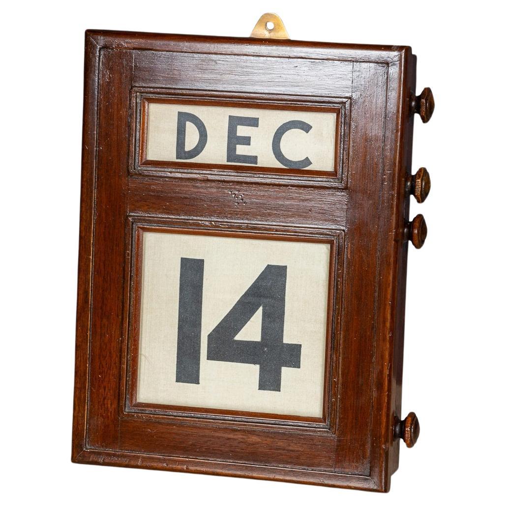 20th Century Mahogany Perpetual Desk Calendar c.1930 For Sale