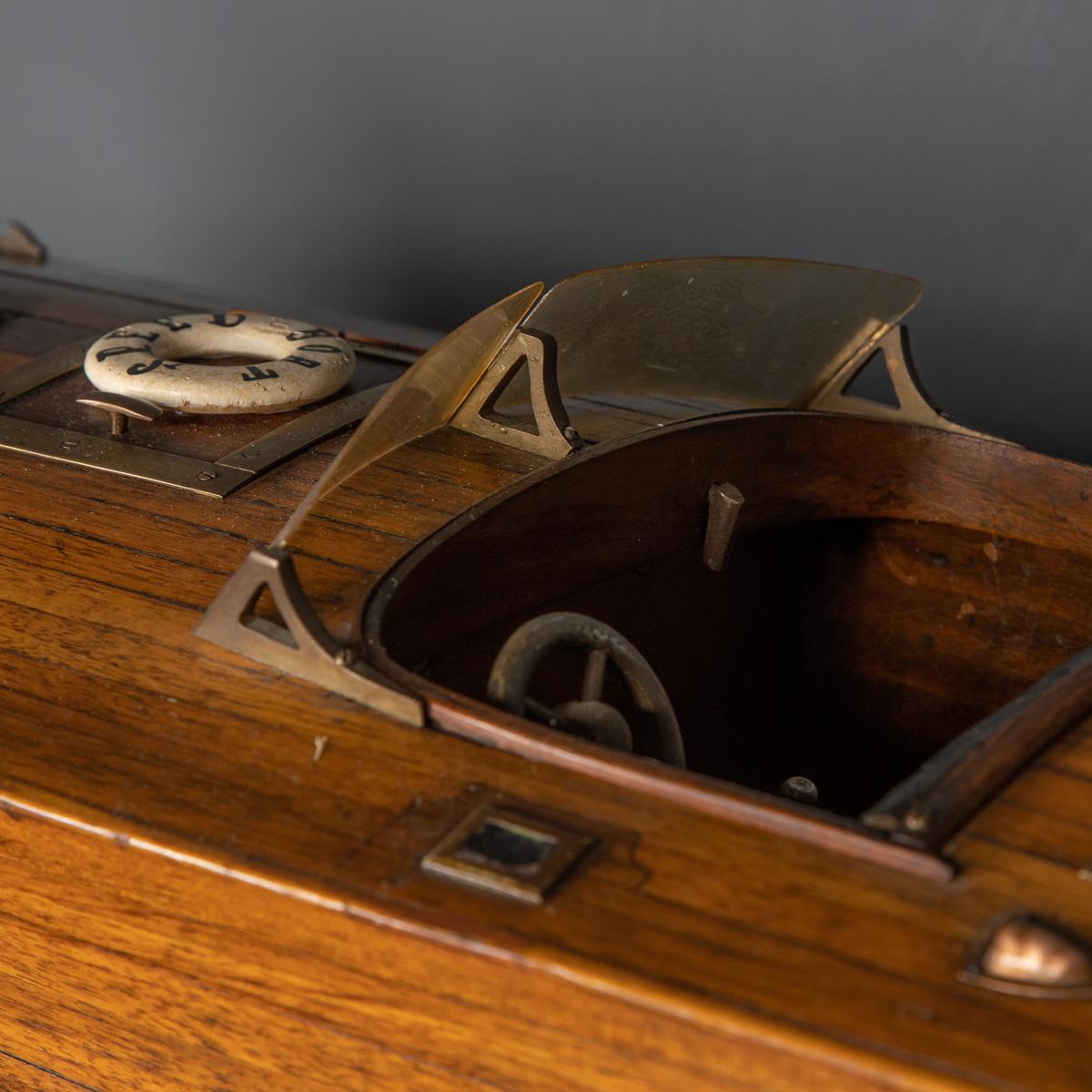 20th Century Mahogany & Rosewood Speed Boat Made in the State Prison, c.1930 For Sale 1