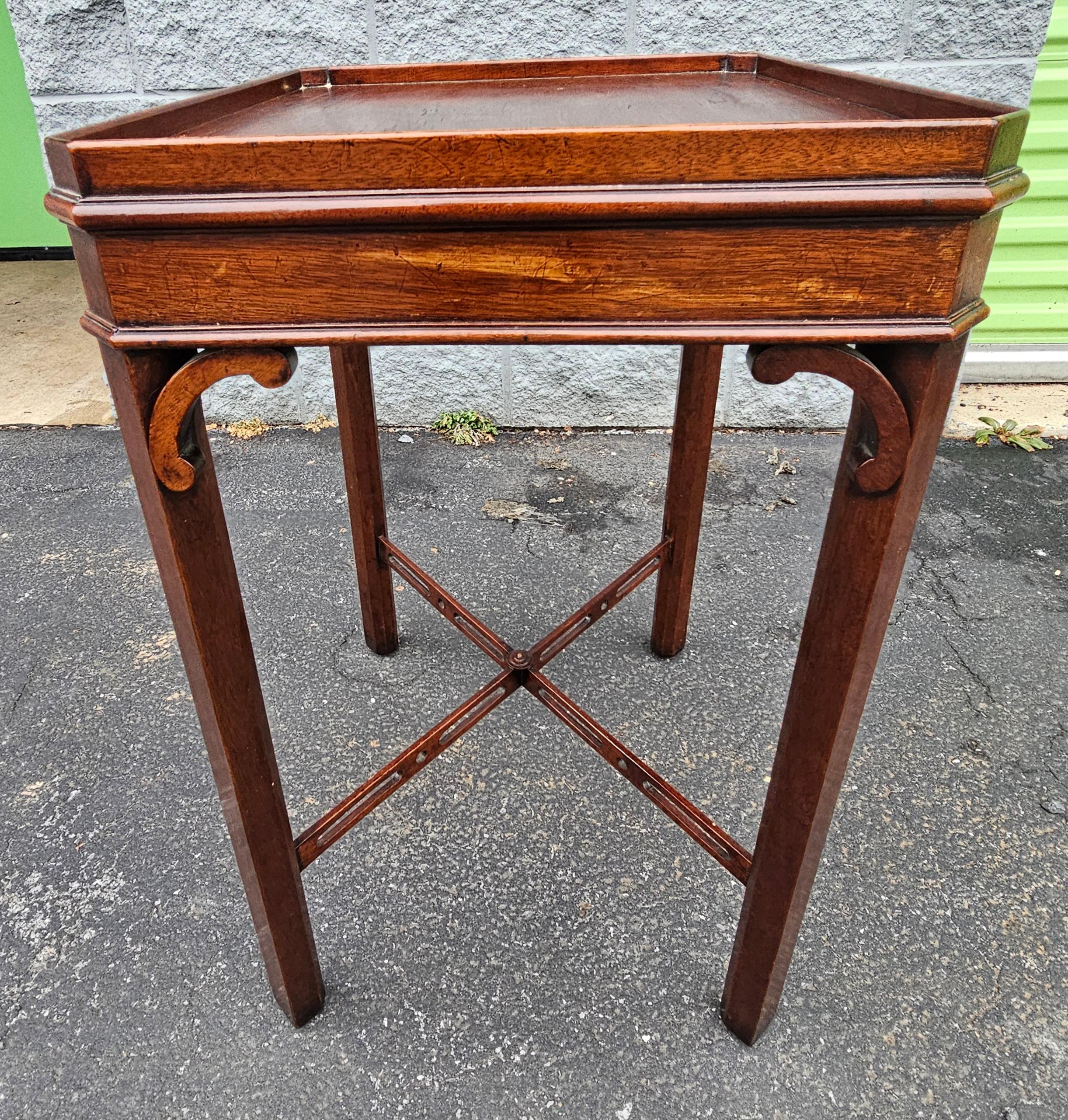 20th Century Mahogany Stretcher Galleried Side Table For Sale 1