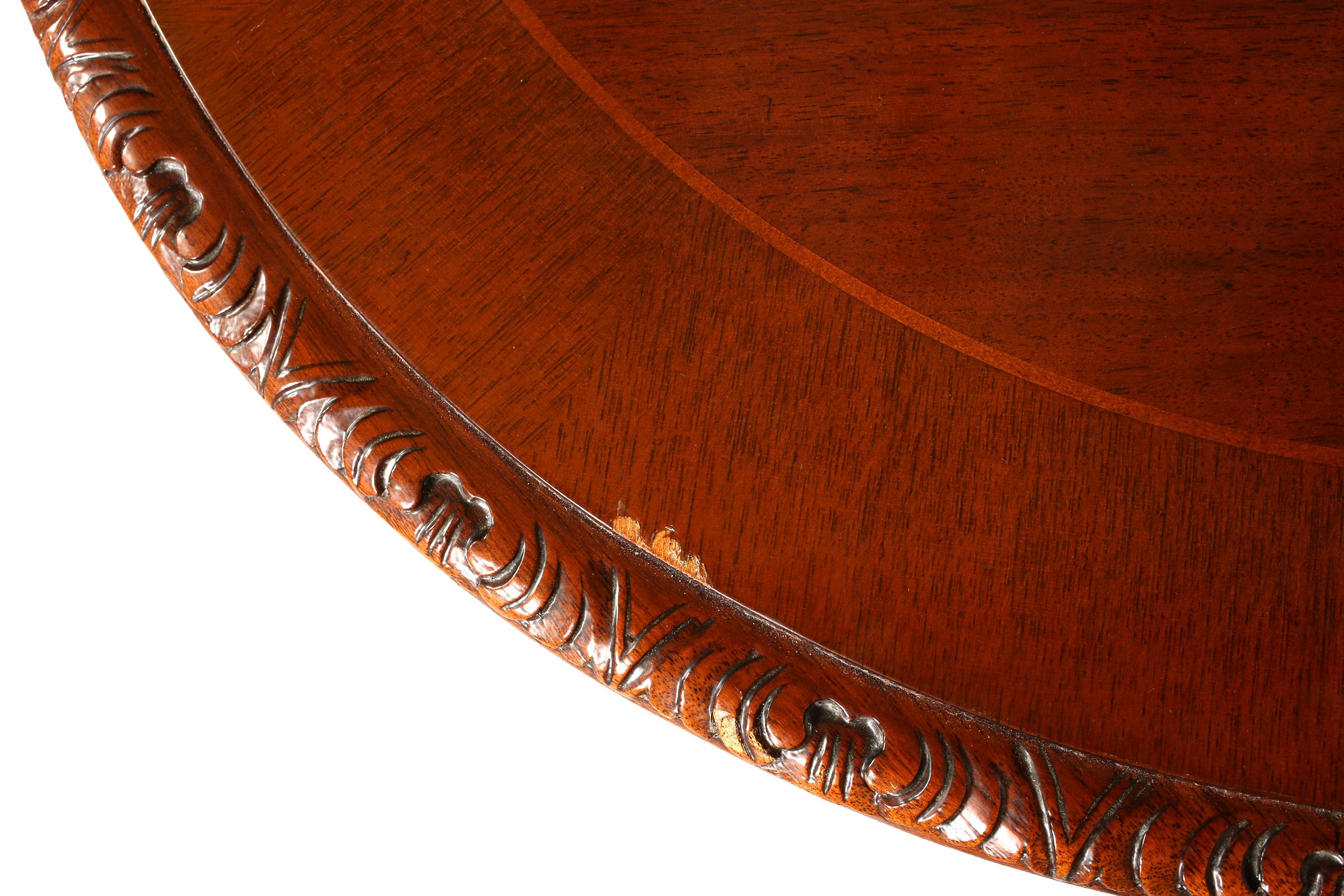 20th Century Mahogany Wood Dining Room Table For Sale 2