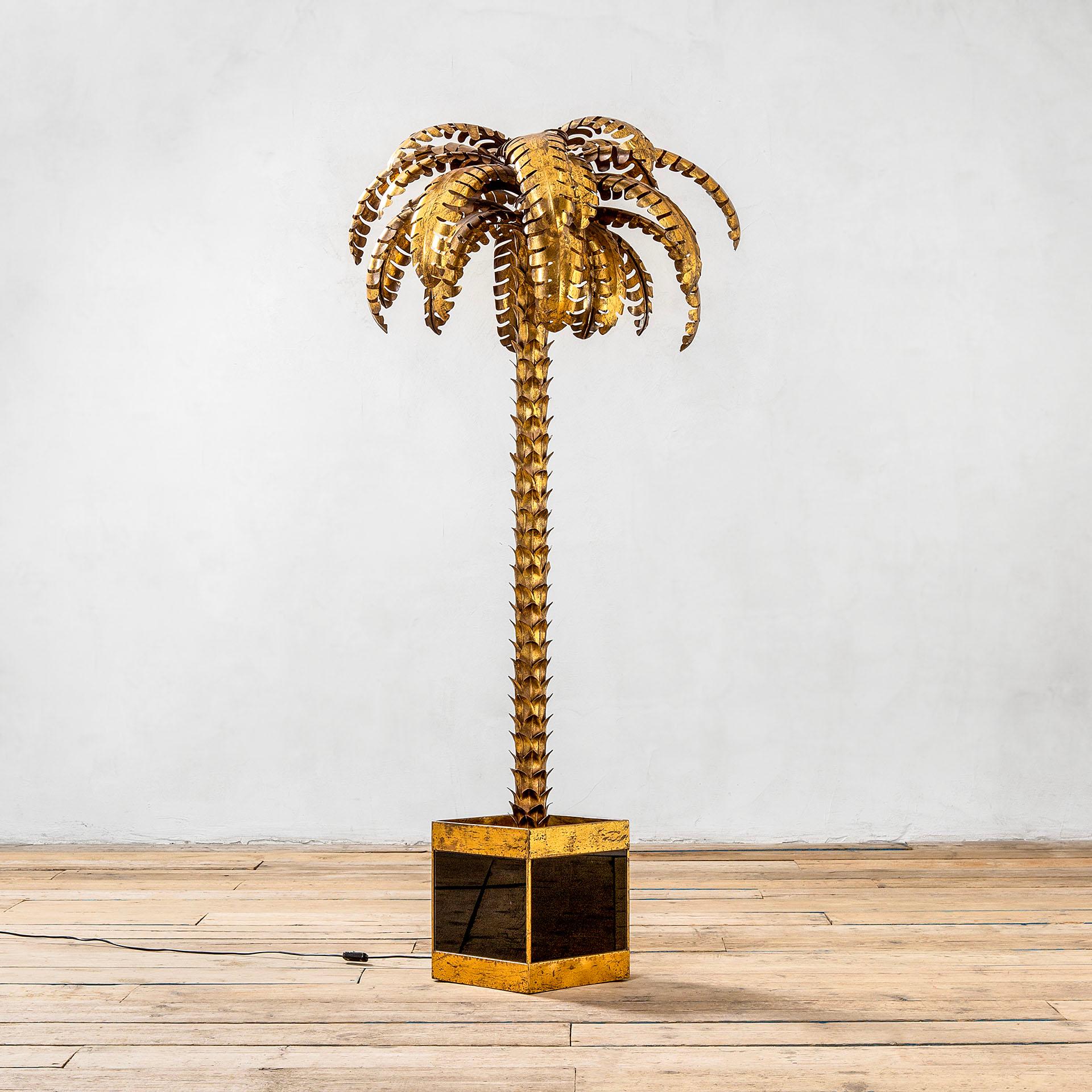 Mid-Century Modern 20th Century Maison Jansen Lighting Palm Tree in Brass and Glass, 70s For Sale