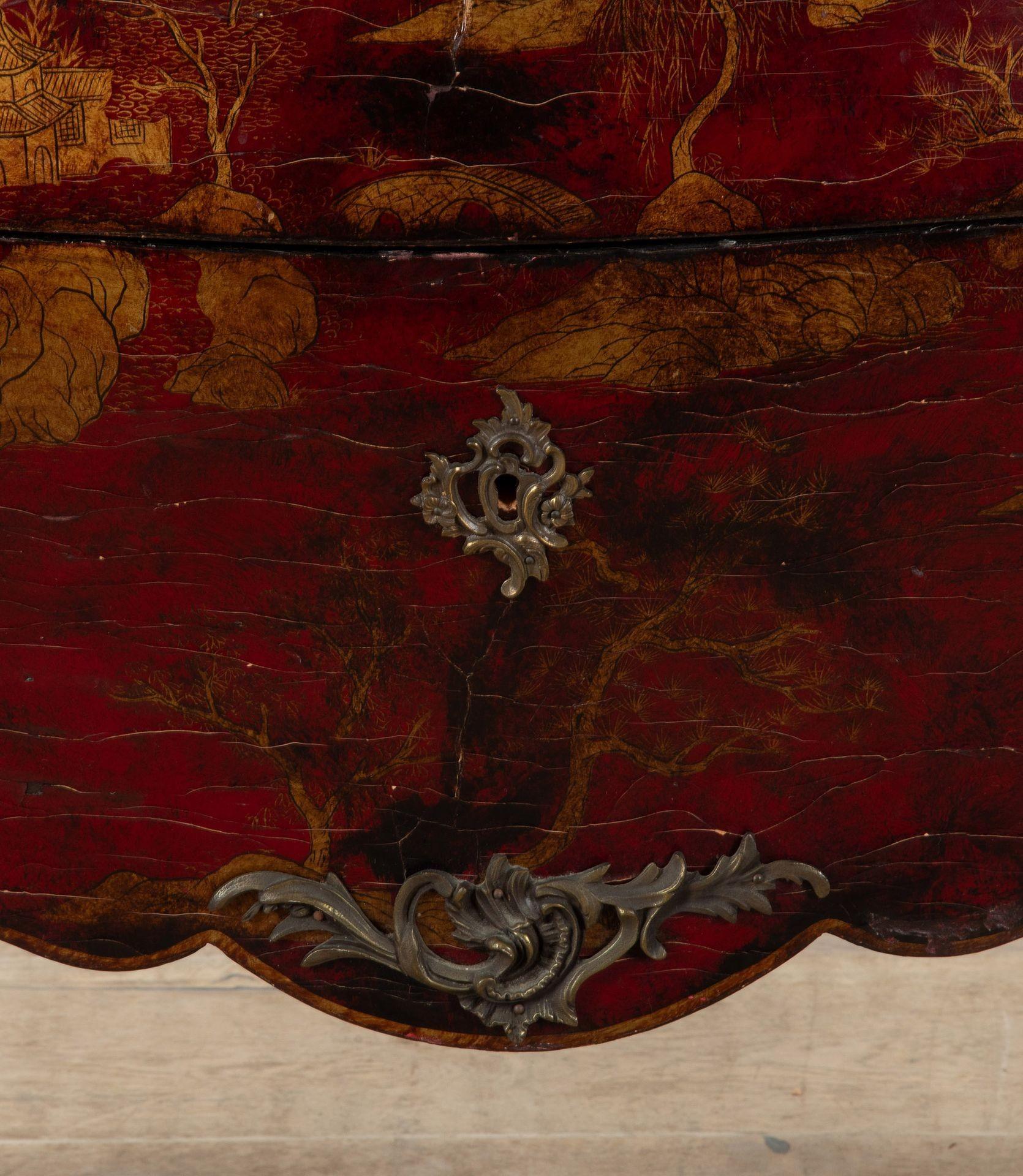 20th Century Maison Jansen Style Chinoiserie Commode In Good Condition For Sale In Gloucestershire, GB