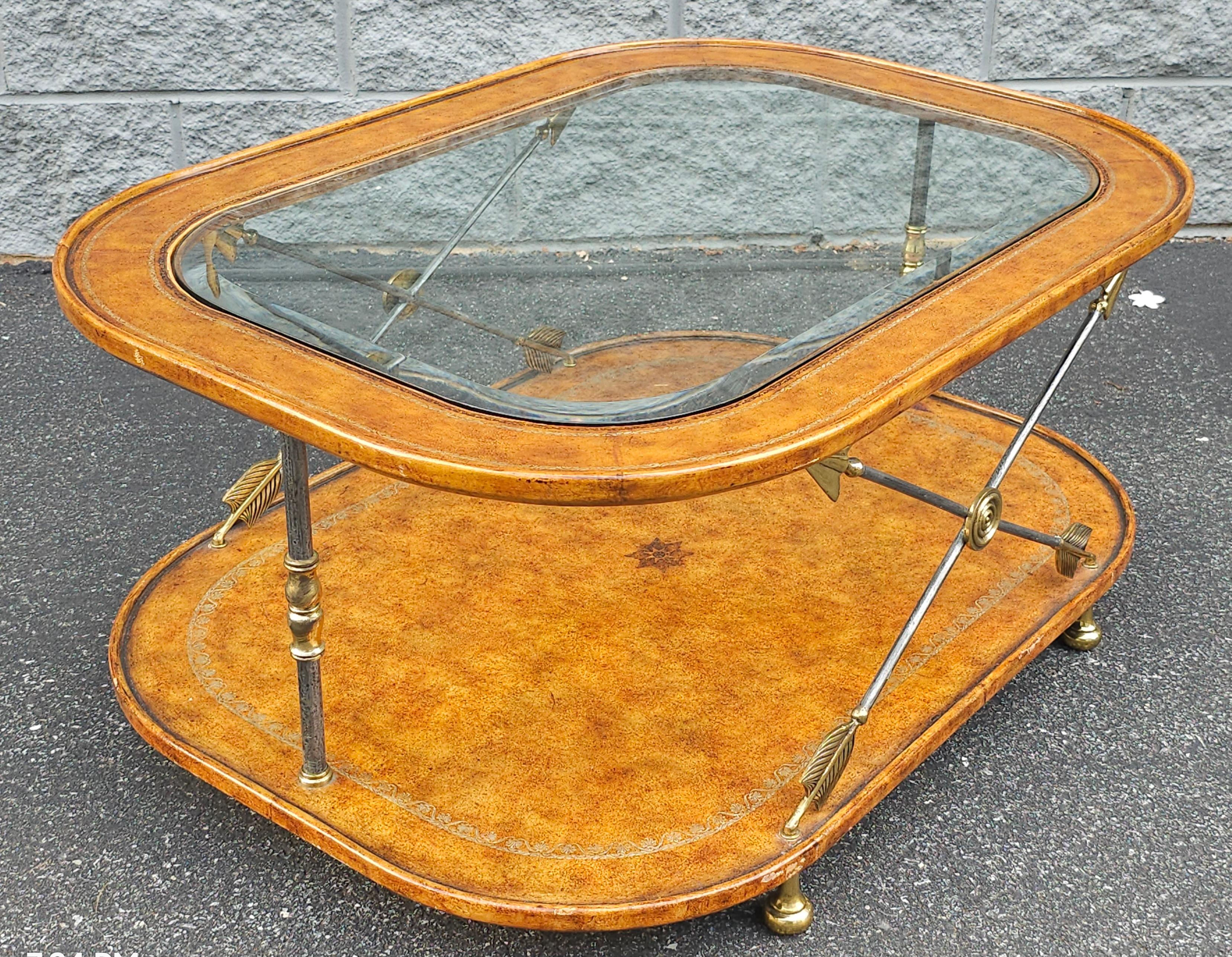 Table basse à étages en acier, cuir et verre du 20e siècle de Maitland Smith Bon état - En vente à Germantown, MD