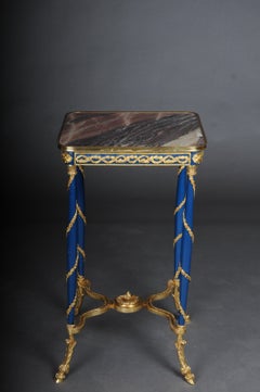 Majestueuse table d'appoint/table de chevet Empire du 20ème siècle, d'après Adam Weisweiler