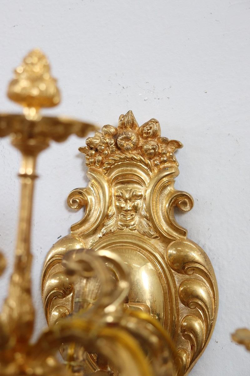 Paire d'appliques majestueuses en bronze doré du 20e siècle en vente 4