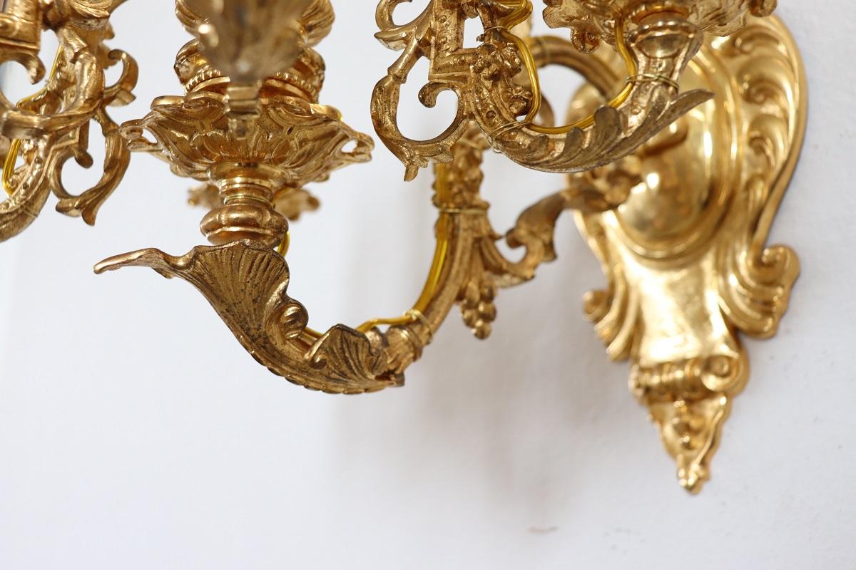 20th Century Majestic Pair of Wall Lights in Gilded Bronze For Sale 7