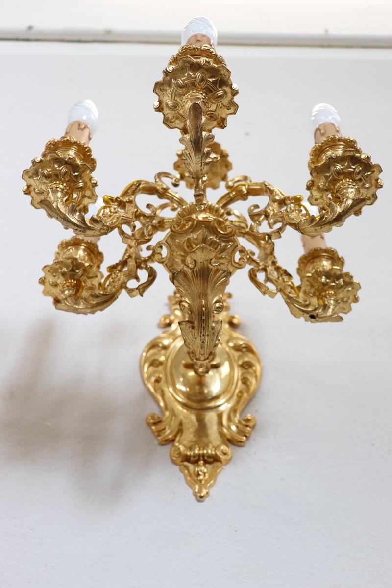 20th Century Majestic Pair of Wall Lights in Gilded Bronze For Sale 10