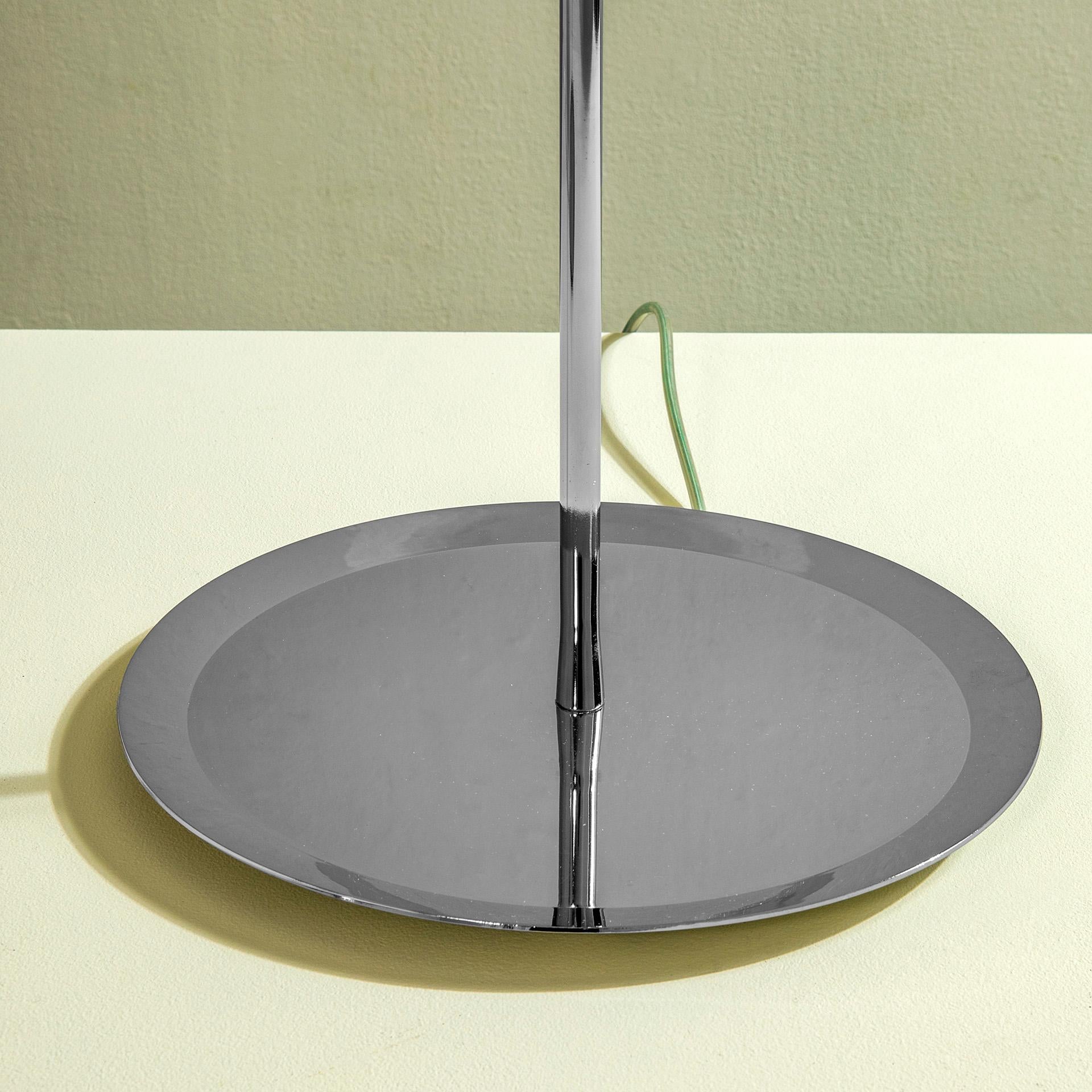 20. Jahrhundert Man Ray für Gavina Paar Tischlampen mod. Rue Férou  (Metall) im Angebot
