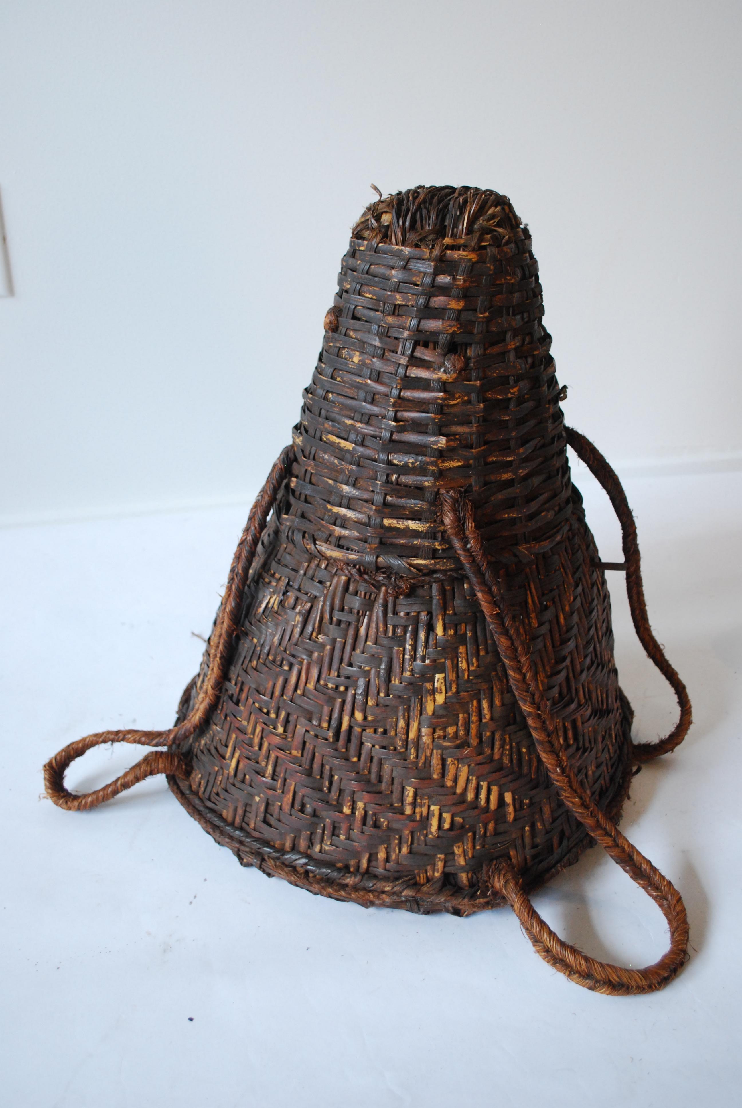 20th Century Mango Baskets from Cameroon Set of Three For Sale 5