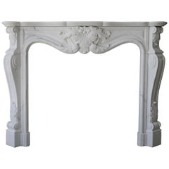 20th Century Mantel of Carrara Marble in Style of Louis XV