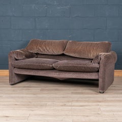 20th Century Maralunga Sofa In Original Velvet Fabric By Vico Magistretti