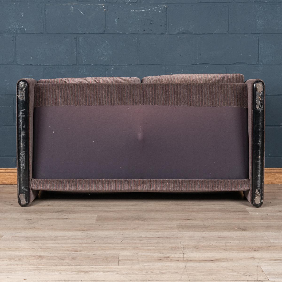 20th Century Maralunga Sofa In Original Velvet Fabric By Vico Magistretti For Sale 3