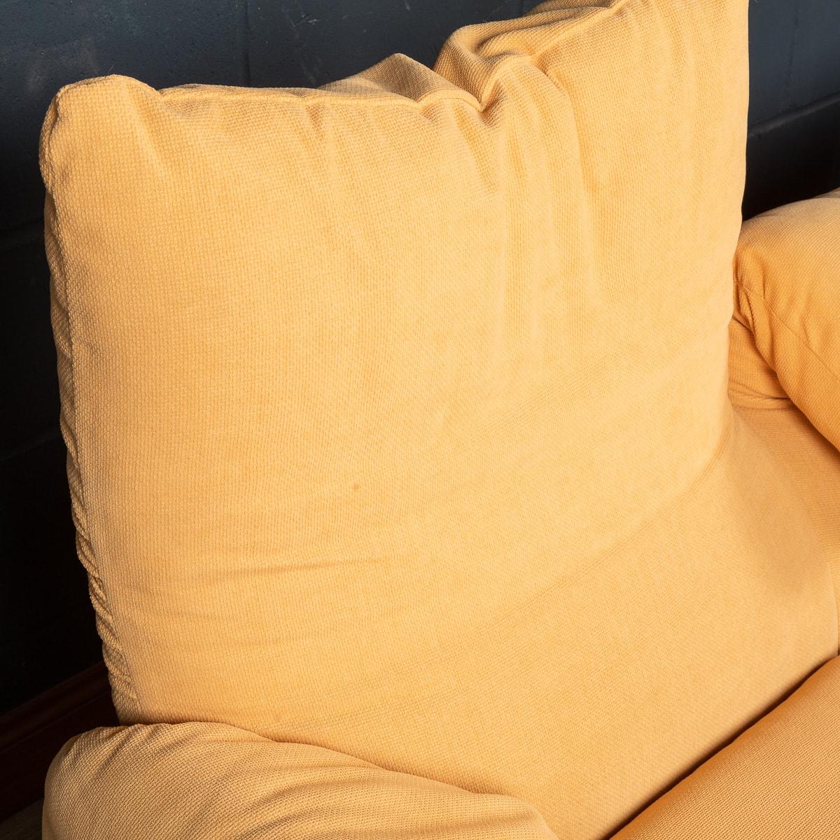 20th Century Maralunga Sofa in Original Vintage Fabric by Vico Magistretti 9