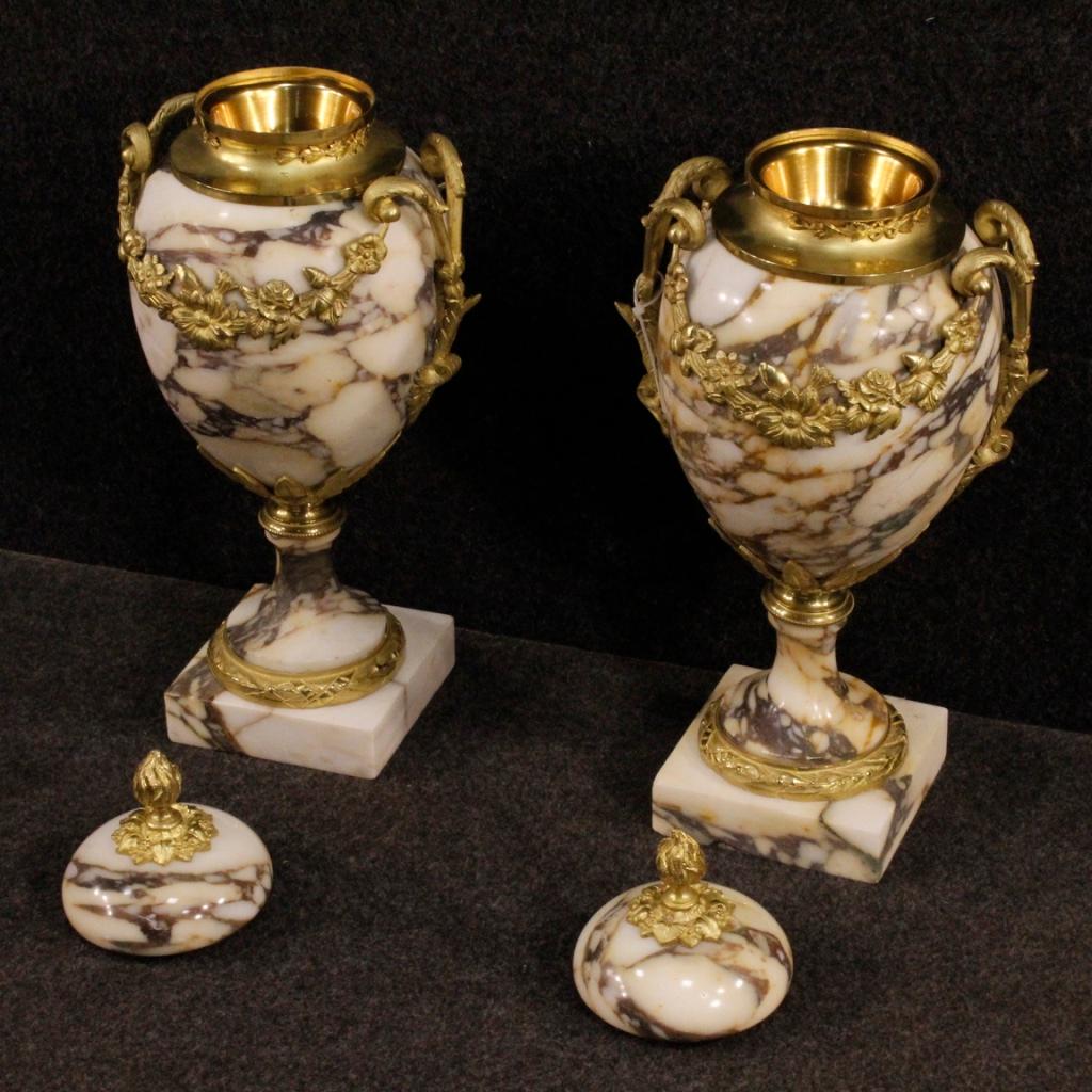 20th Century Marble, Gilt Bronze and Brass French Pair of Vases, 1950 In Good Condition In Vicoforte, Piedmont