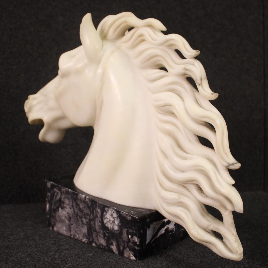 20th Century Marble Italian Head of Horse Sculpture, 1940 For Sale 1