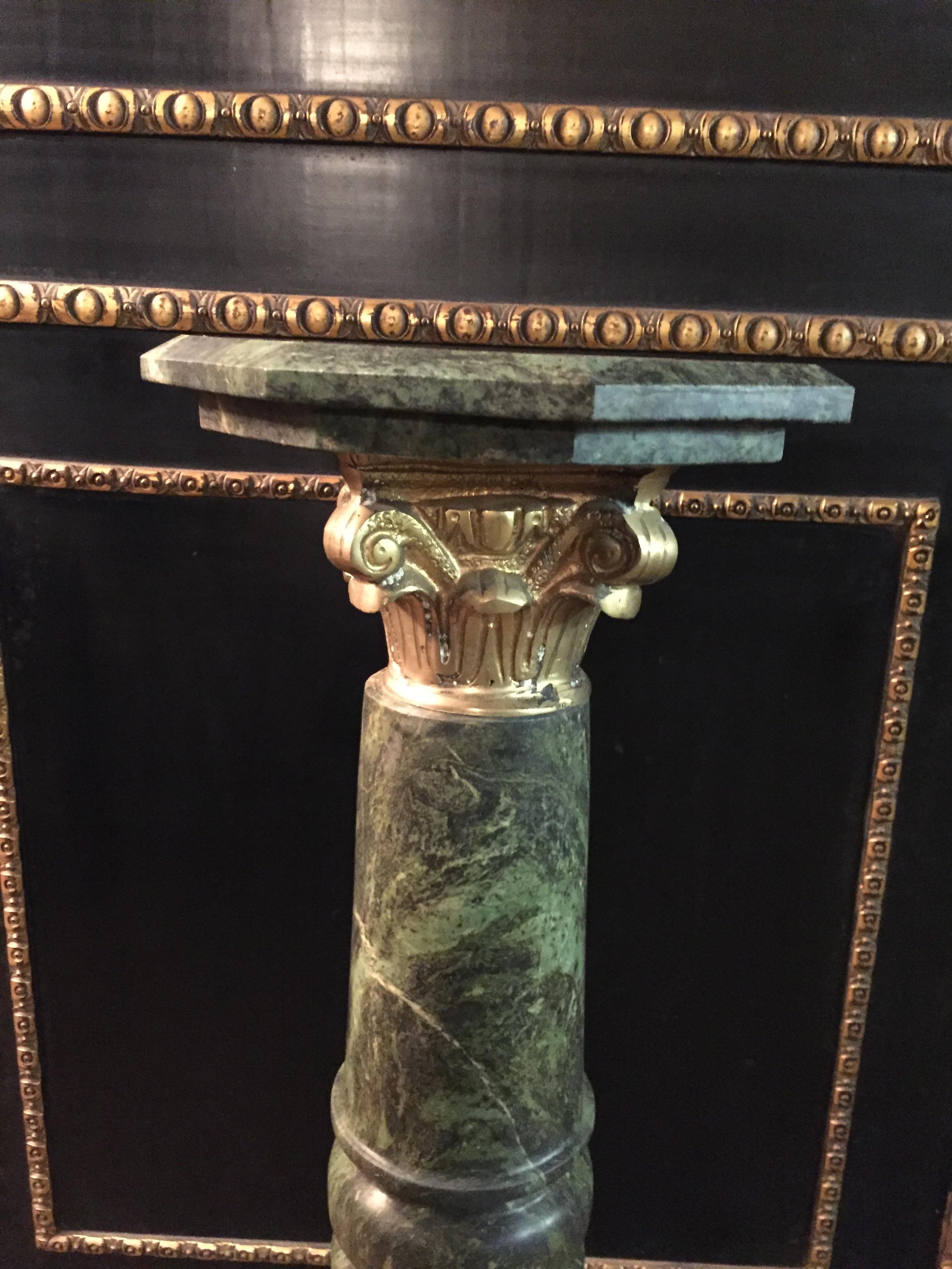 Français Pillar/Columne en marbre antique de style Louis XV du 20ème siècle en vente