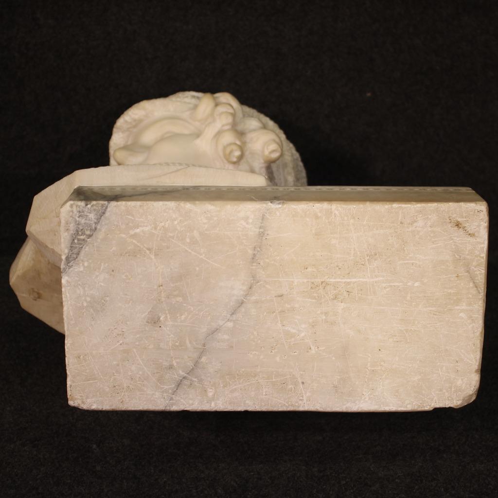 20th Century Marble Signed Italian Woman Sculpture, 1930s For Sale 5