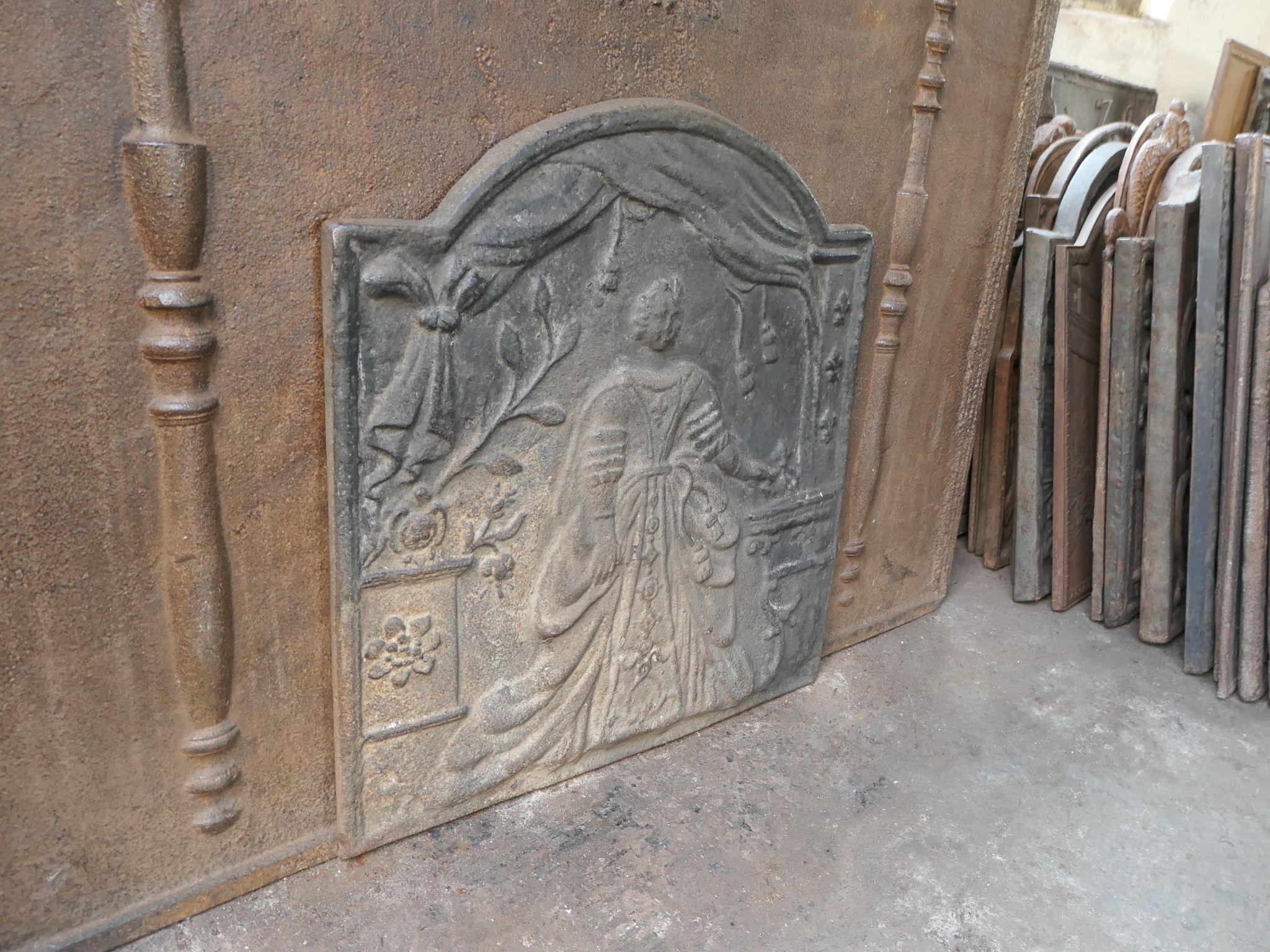 20th Century 'Marie Leszczyńska' Fireback / Backsplash For Sale 3