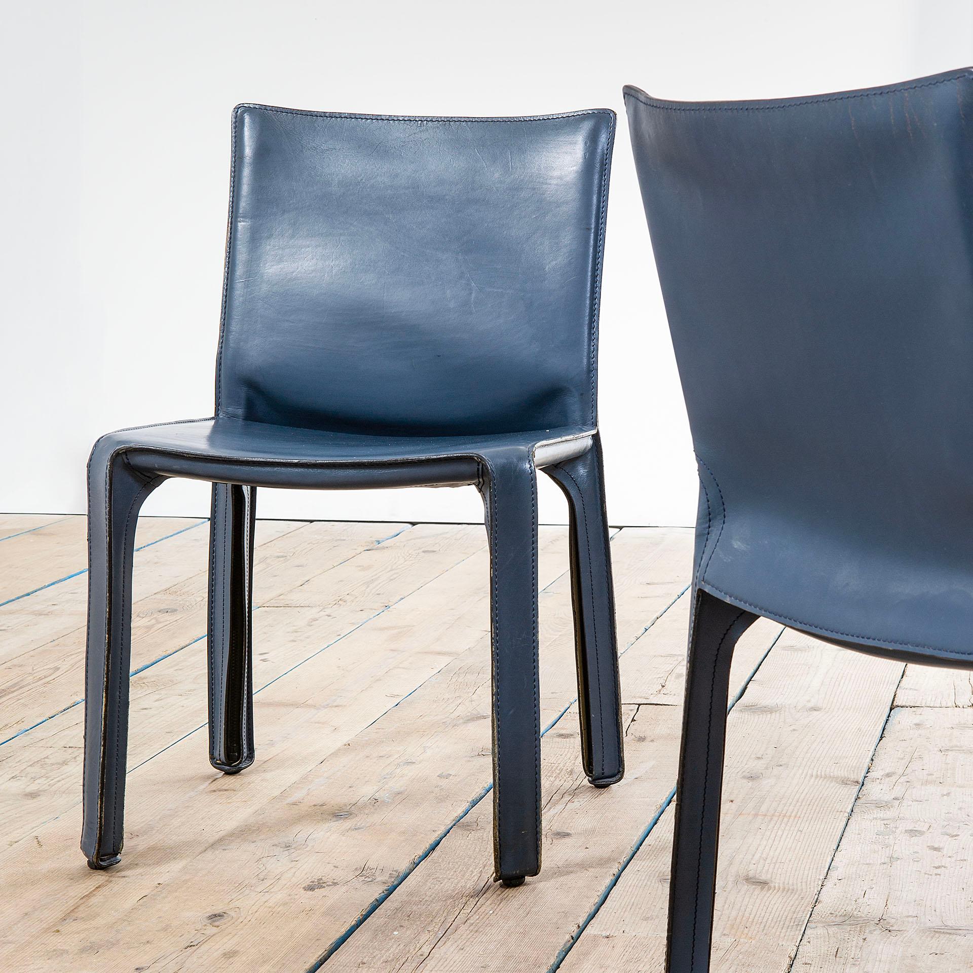 Italian 20th Century Mario Bellini Set of 4 Chairs mod. Cab in Blue for Cassina, 70s For Sale