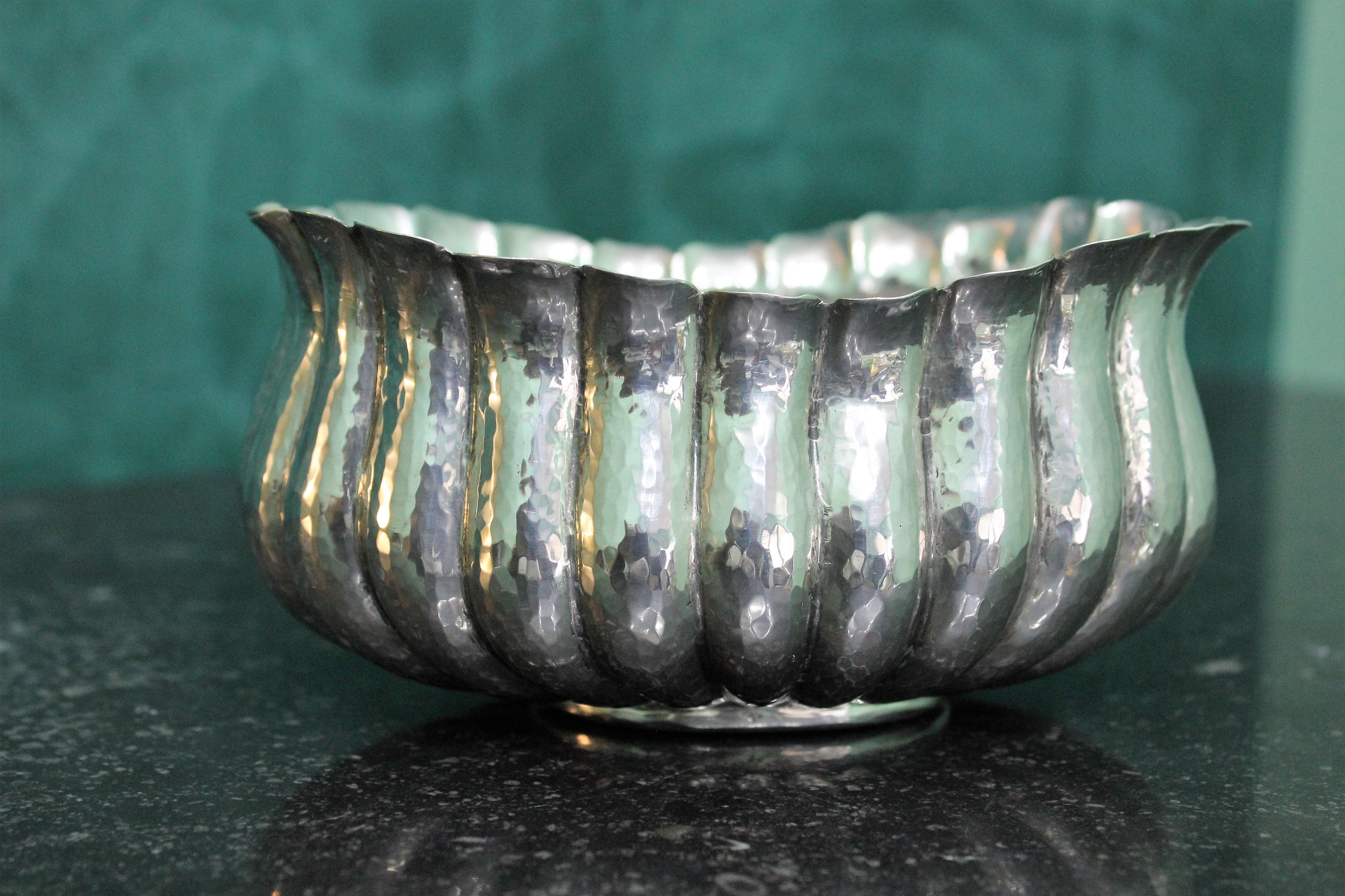 Art Deco 20th Century Mario Buccellati Embossed Sterling Silver Bowl Italy, 1920s