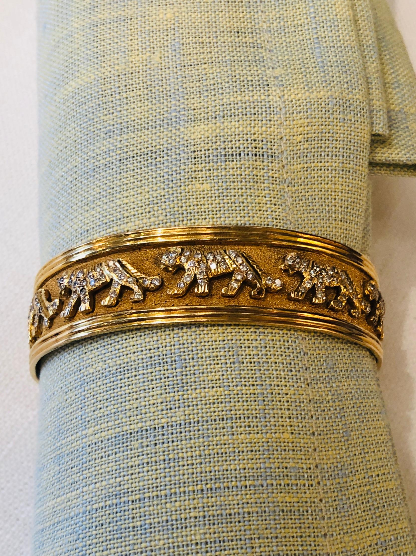 Marked 18-Karat Yellow Gold with Diamond Encrusted Panther Cuff Bracelet For Sale 2
