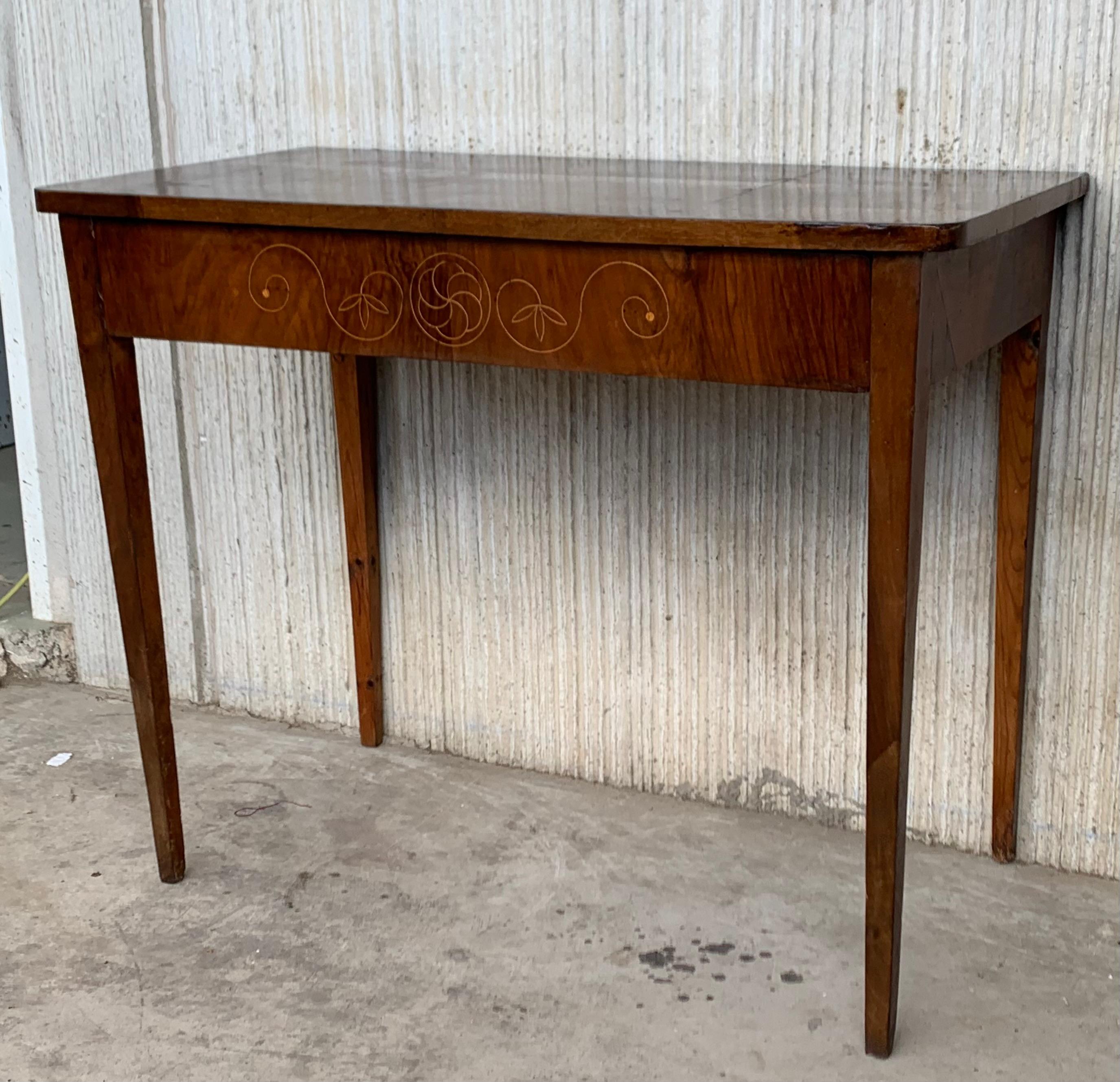 French 20th Century Marquetry Console Table with Drawer and Tapered Legs For Sale