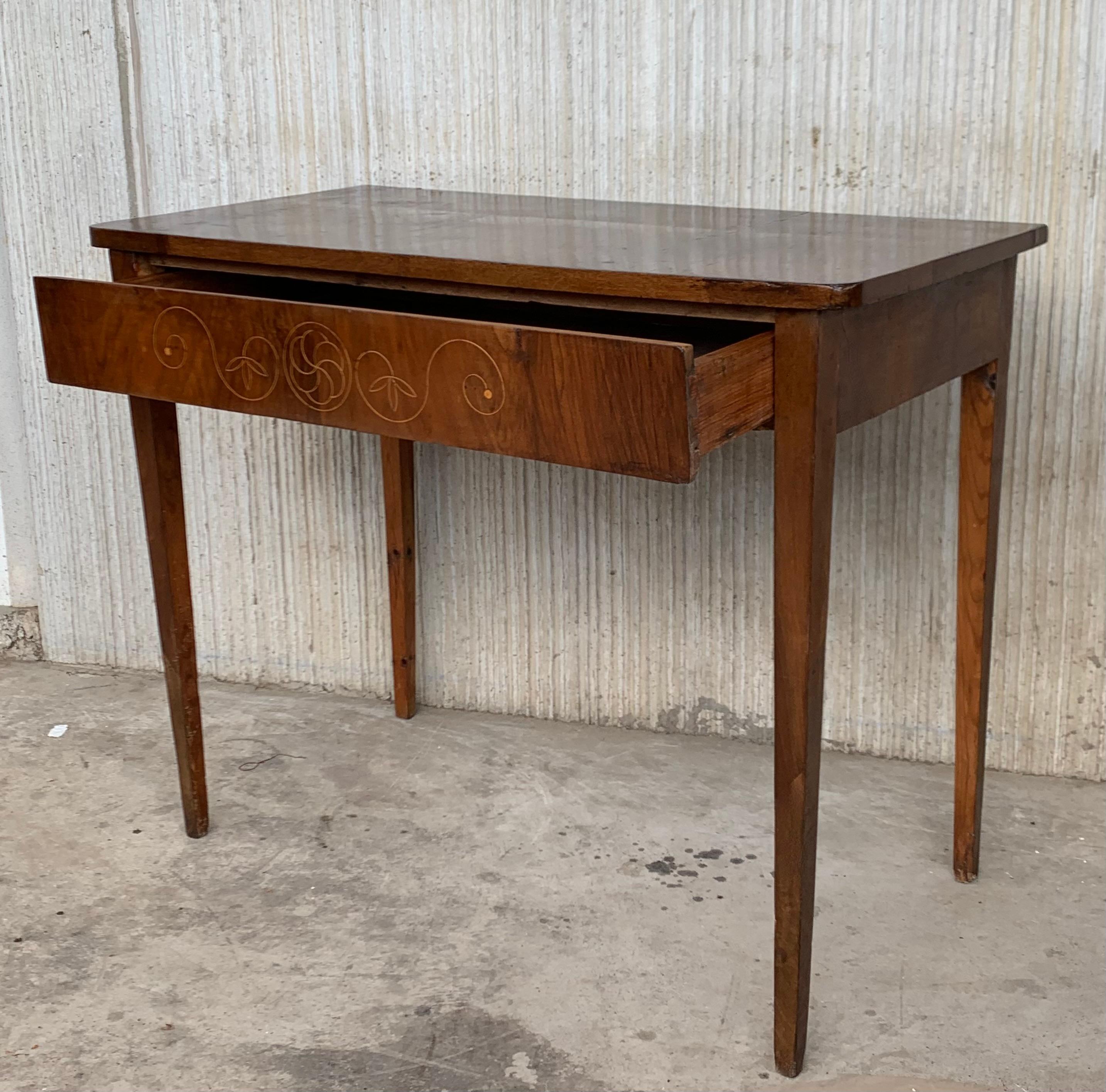 20th Century Marquetry Console Table with Drawer and Tapered Legs For Sale 1