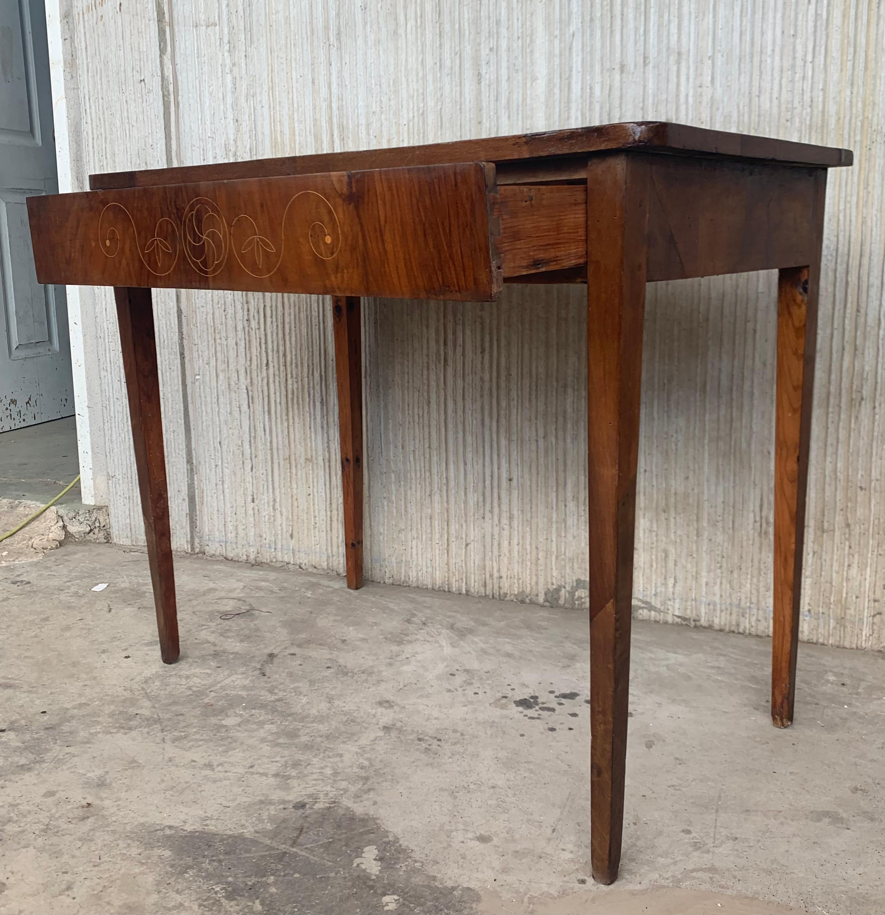 20th Century Marquetry Console Table with Drawer and Tapered Legs For Sale 2