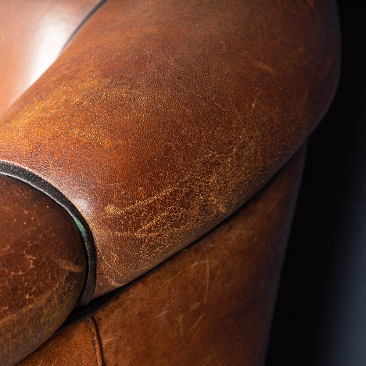 20th Century Matched Pair of Sheepskin Leather Tub Chairs, Holland 15