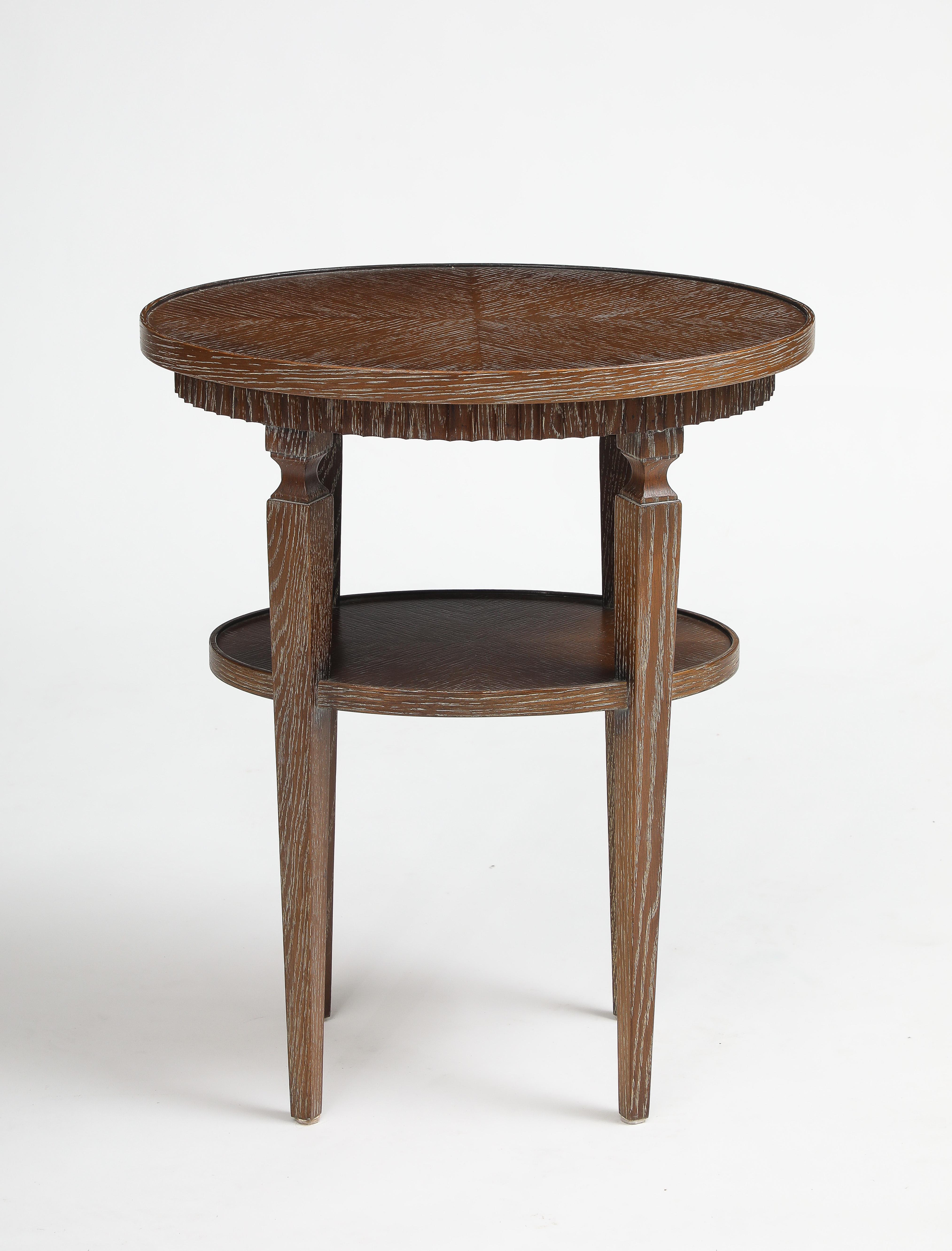20ième siècle Table d'appoint ovale en chêne cérusé Mattaliano du XXe siècle en vente