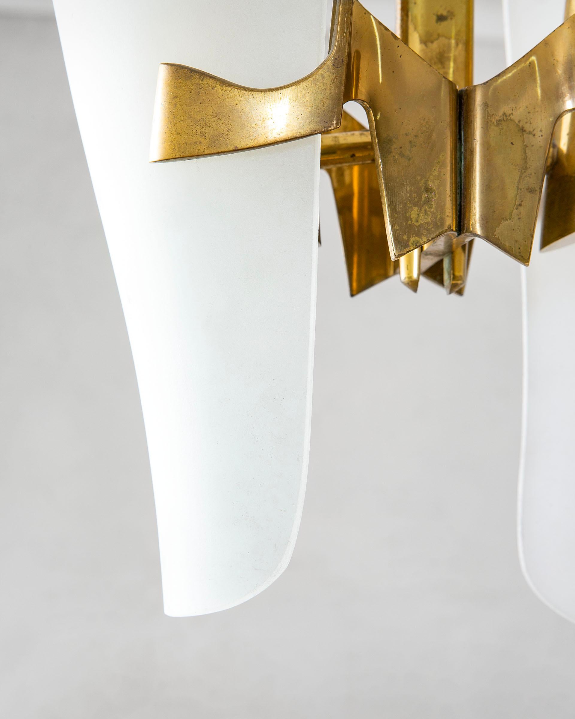 20th Century Max Ingrand Chandelier in Brass and Crystal for Fontana Arte, 1960s For Sale 1