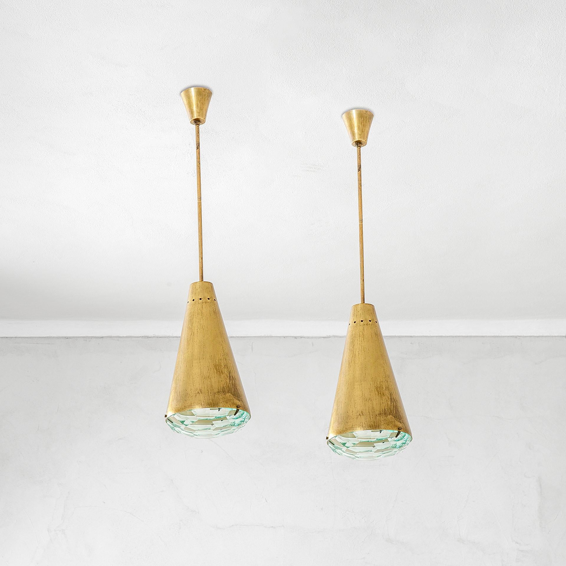 Mid-Century Modern 20th Century Max Ingrand Pair of Suspension Lamps mod 1995 for FontanaArte, 60s For Sale