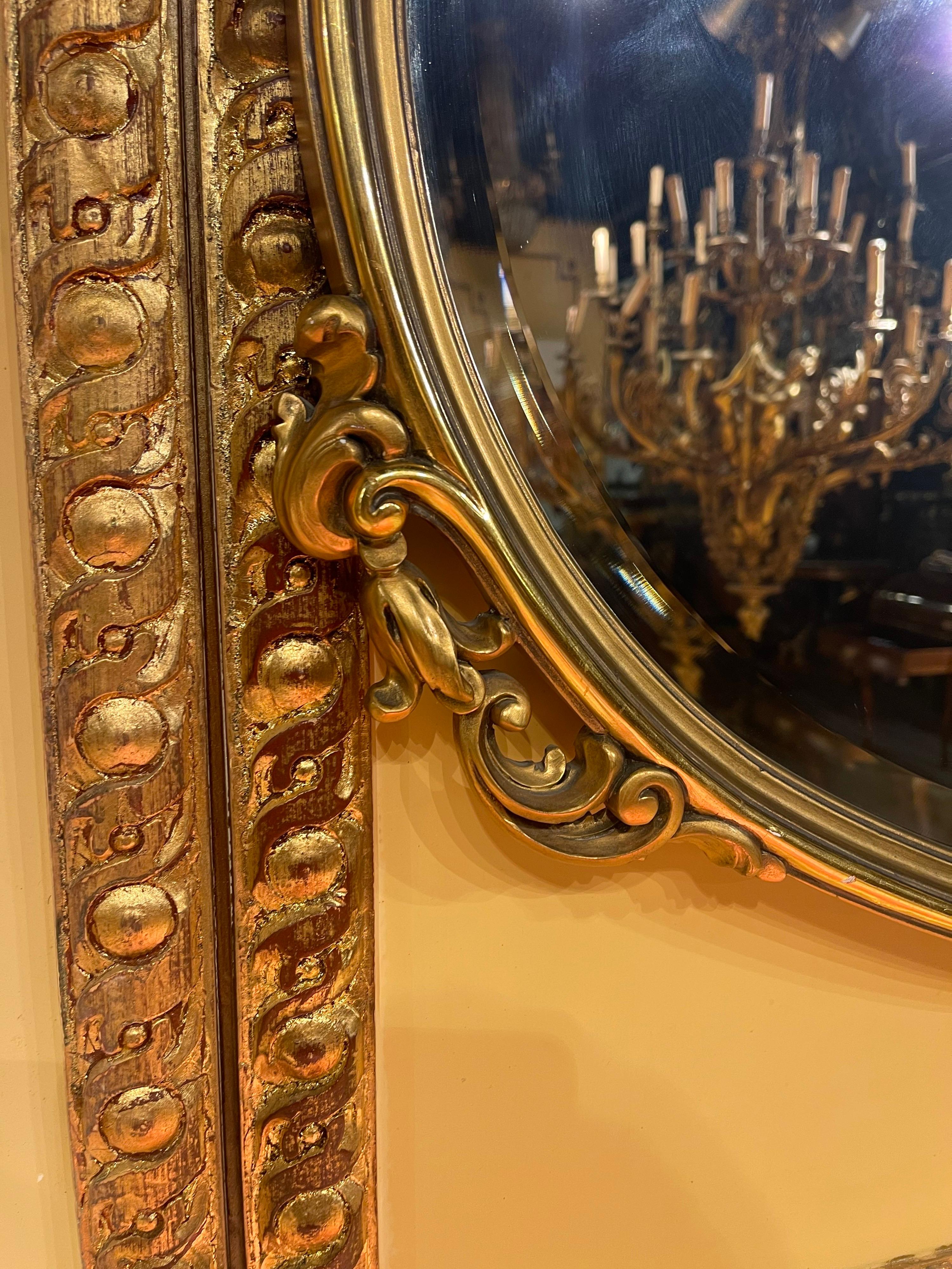 20ième siècle Miroir Louis XVI en forme de médaillon du XXe siècle en vente