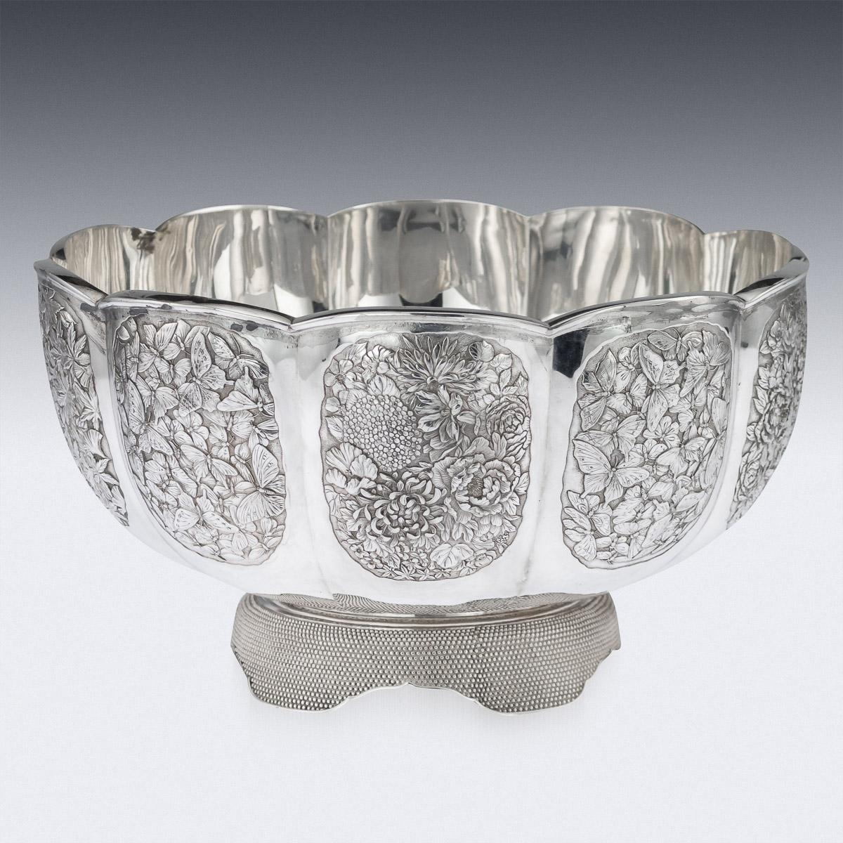 20th Century Meiji Japanese Solid Silver Butterfly Bowl, circa 1900 In Good Condition In Royal Tunbridge Wells, Kent