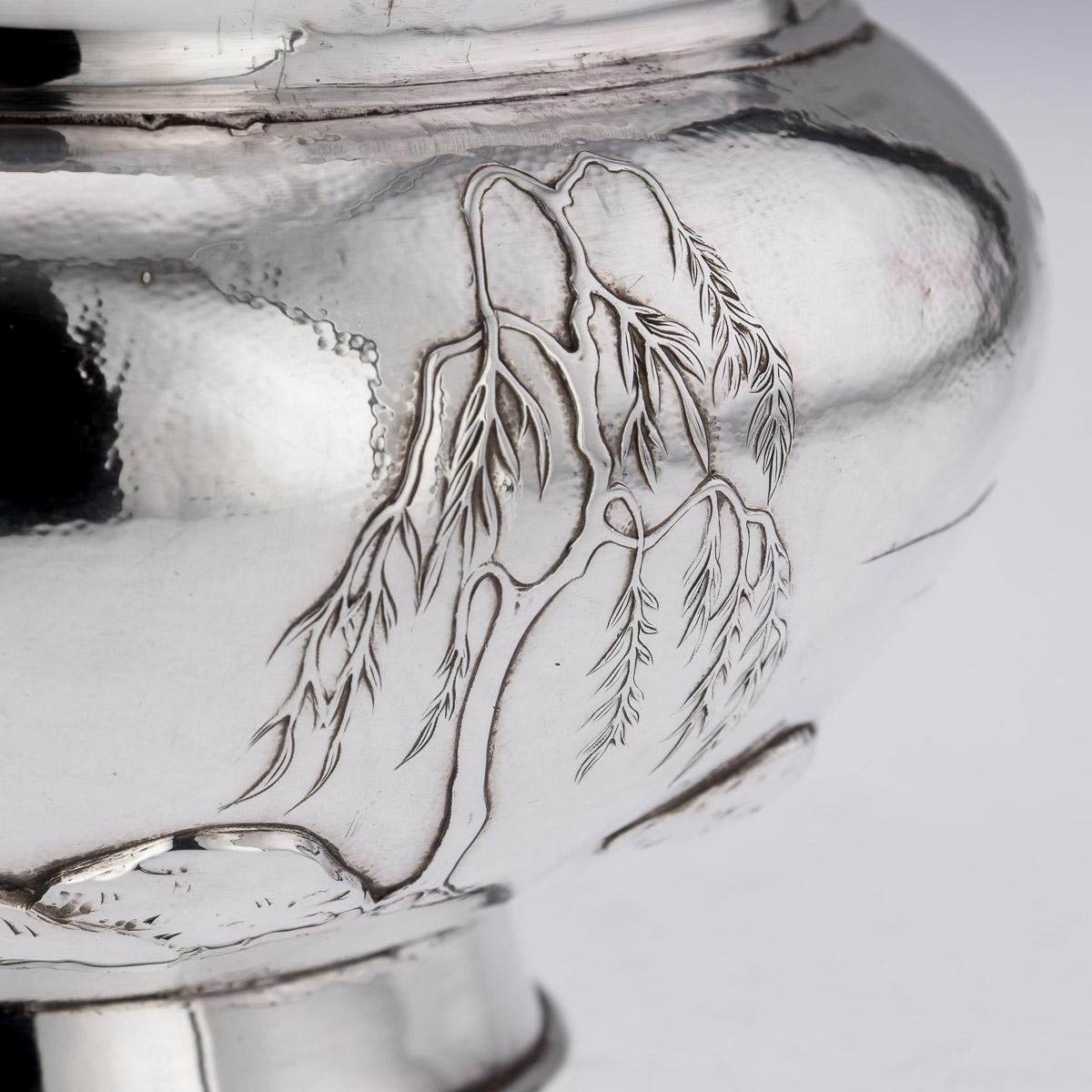20th Century Meiji Japanese Solid Silver Fuji Mountain Bowl, c.1900 For Sale 8