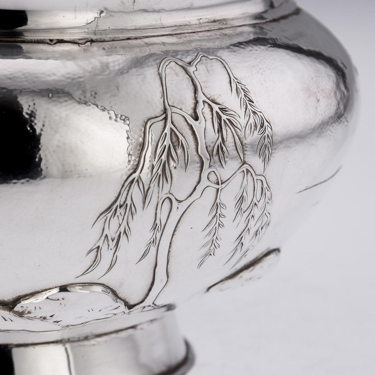 Bol de montagne Fuji en argent massif japonais de style Meiji du 20ème siècle, vers 1900 en vente 6