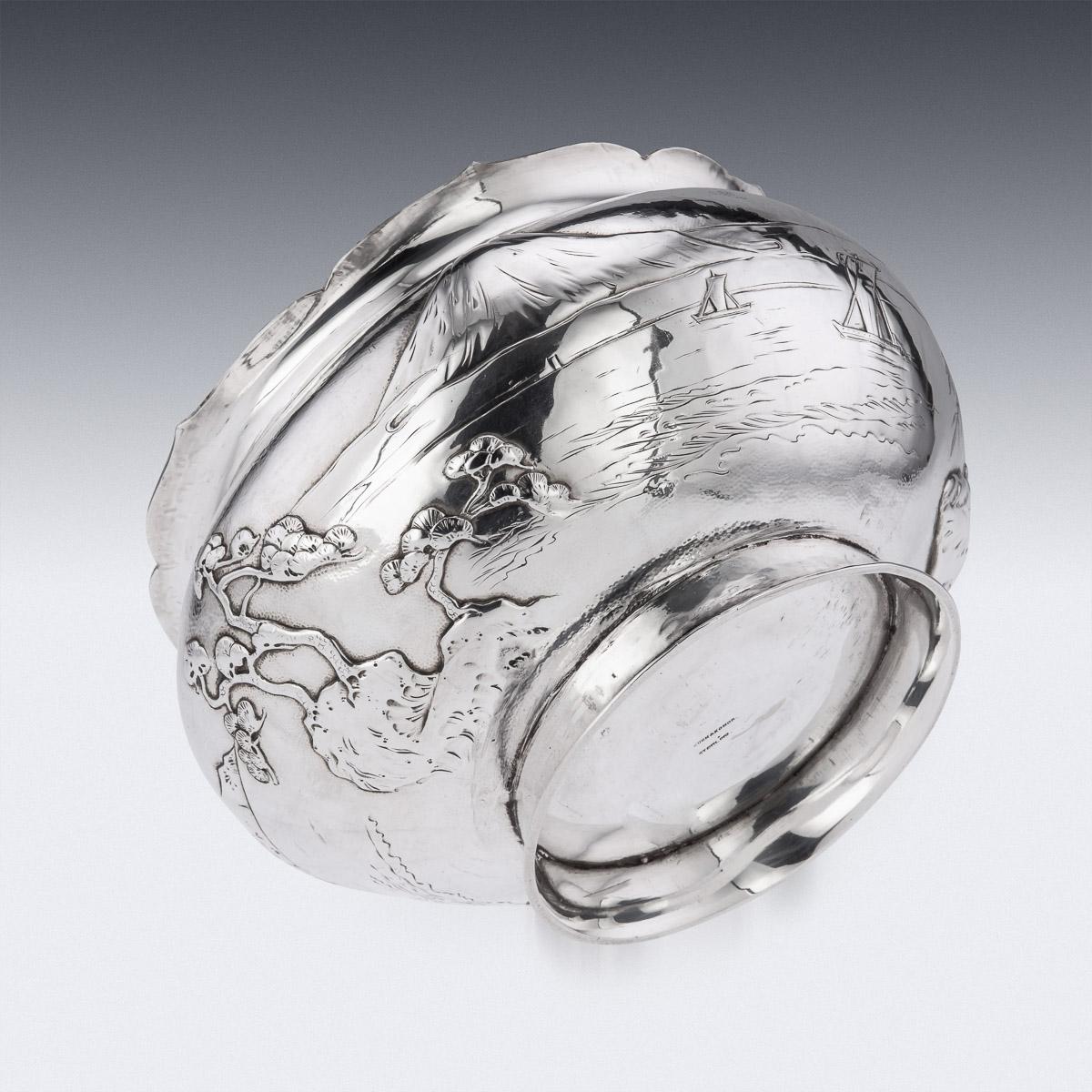 Bol de montagne Fuji en argent massif japonais de style Meiji du 20ème siècle, vers 1900 en vente 1
