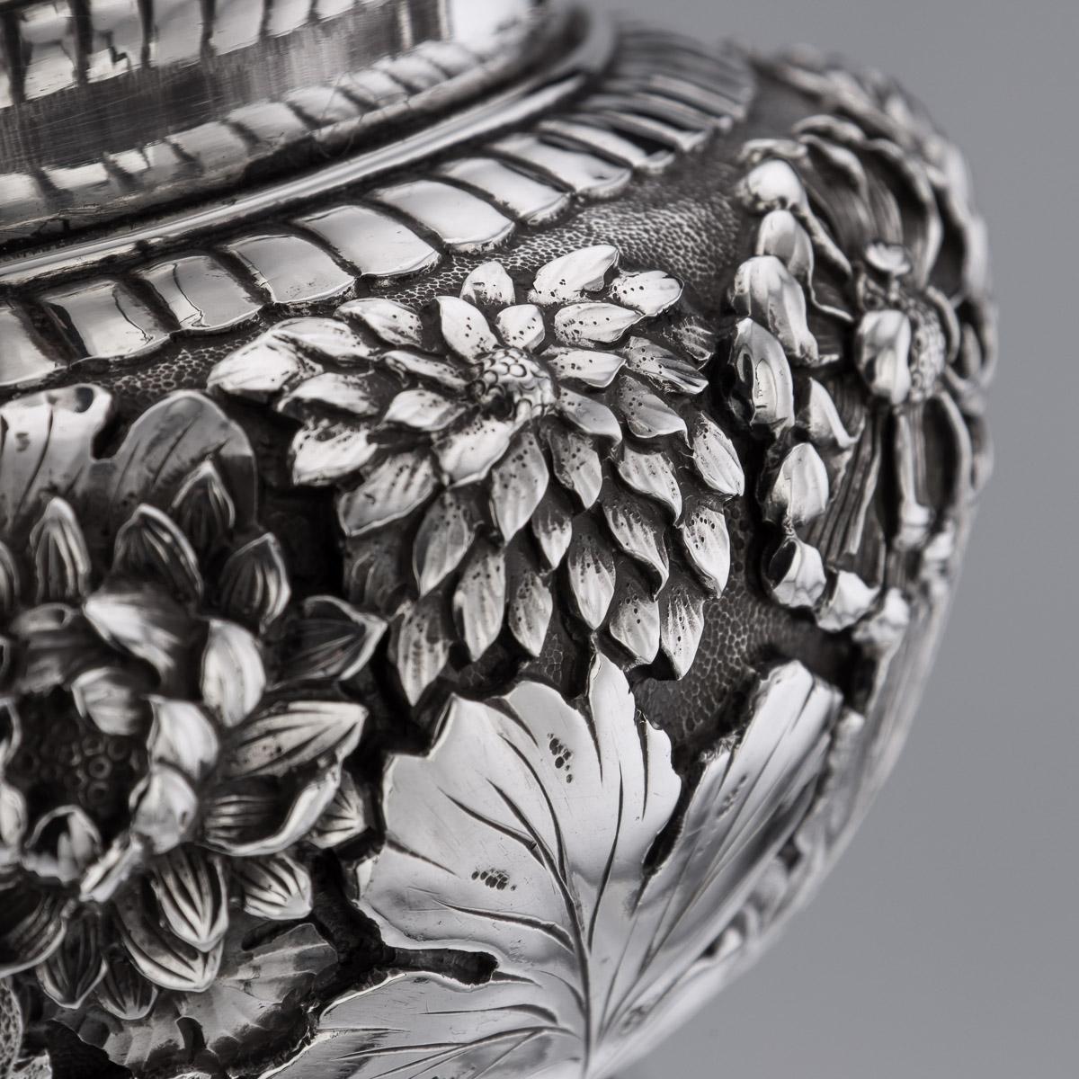20th Century Meiji Japanese Solid Silver Iris Flower Bowl, c.1900 6
