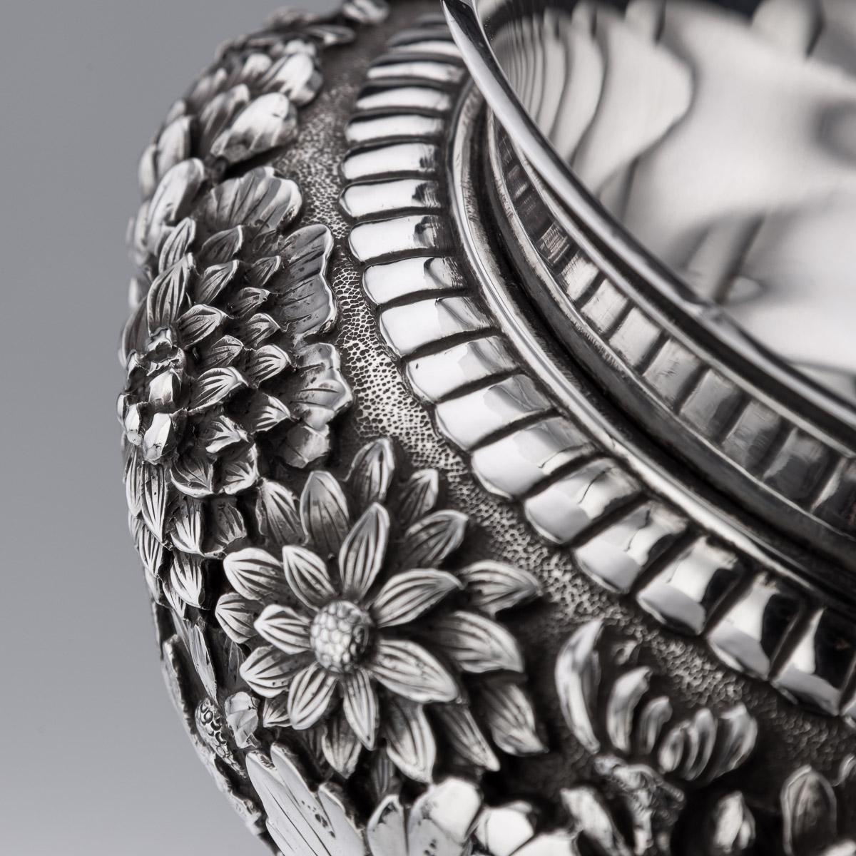 20th Century Meiji Japanese Solid Silver Iris Flower Bowl, c.1900 10