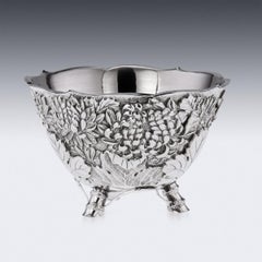 20th Century Meiji Japanese Solid Silver Iris Flower Bowl, c.1900