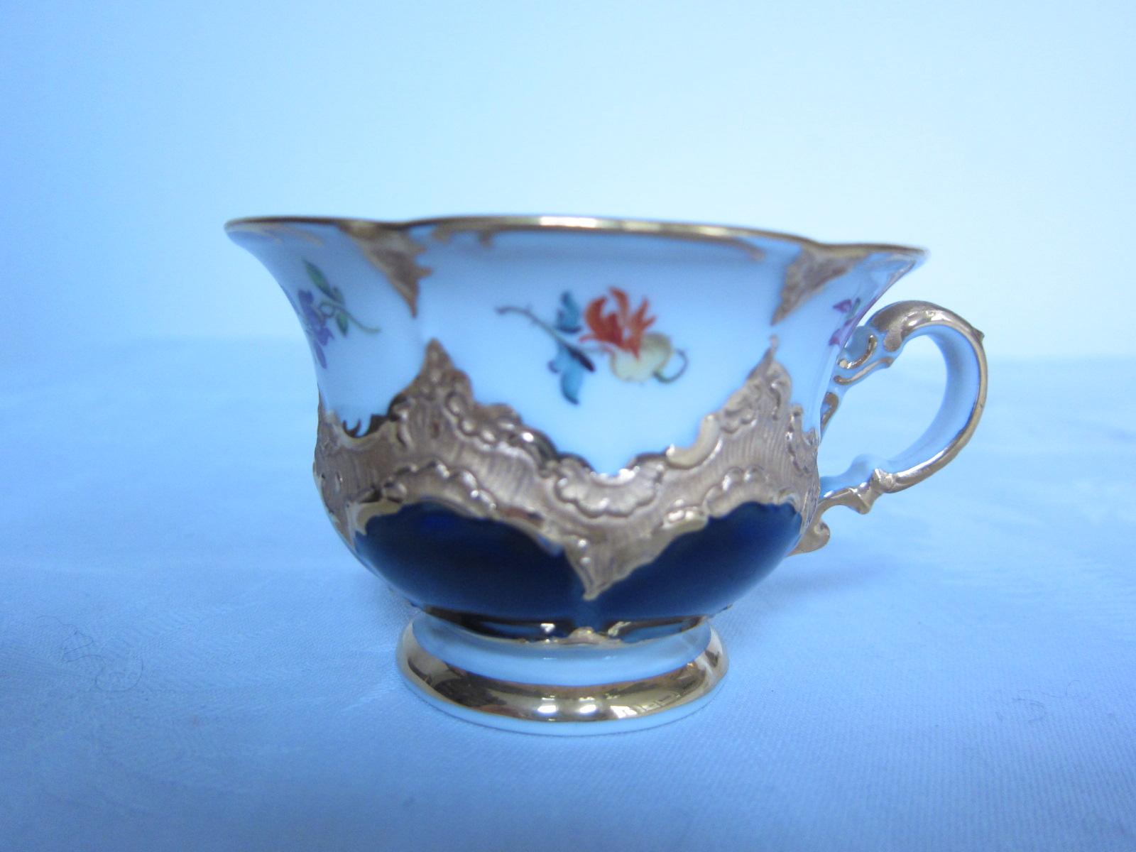 20th Century Meissen Coffee Cup With Saucer For Sale 1
