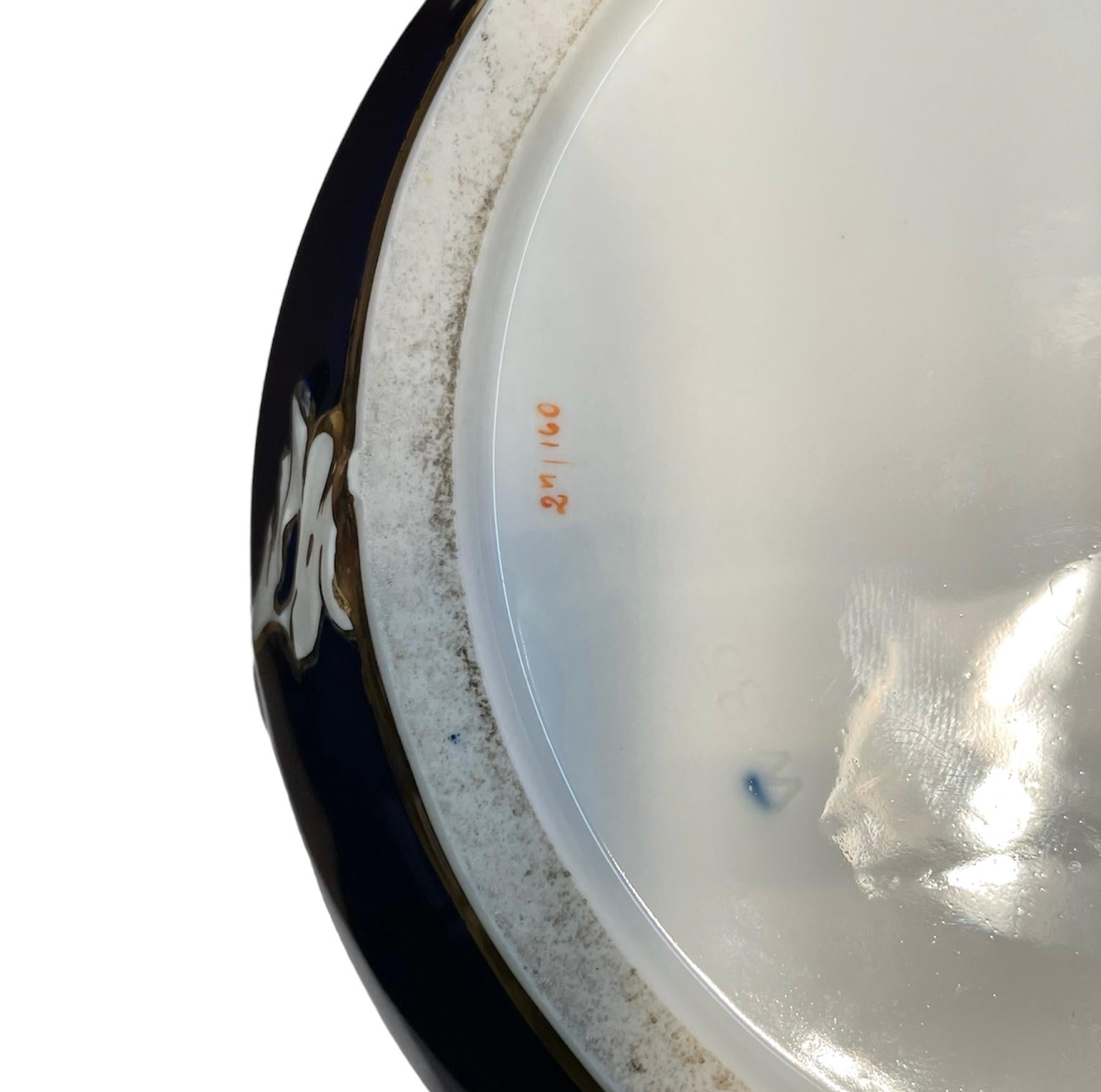 Porcelaine Jarre à biscuits et à gingembre en porcelaine de Meissen du 20e siècle en vente