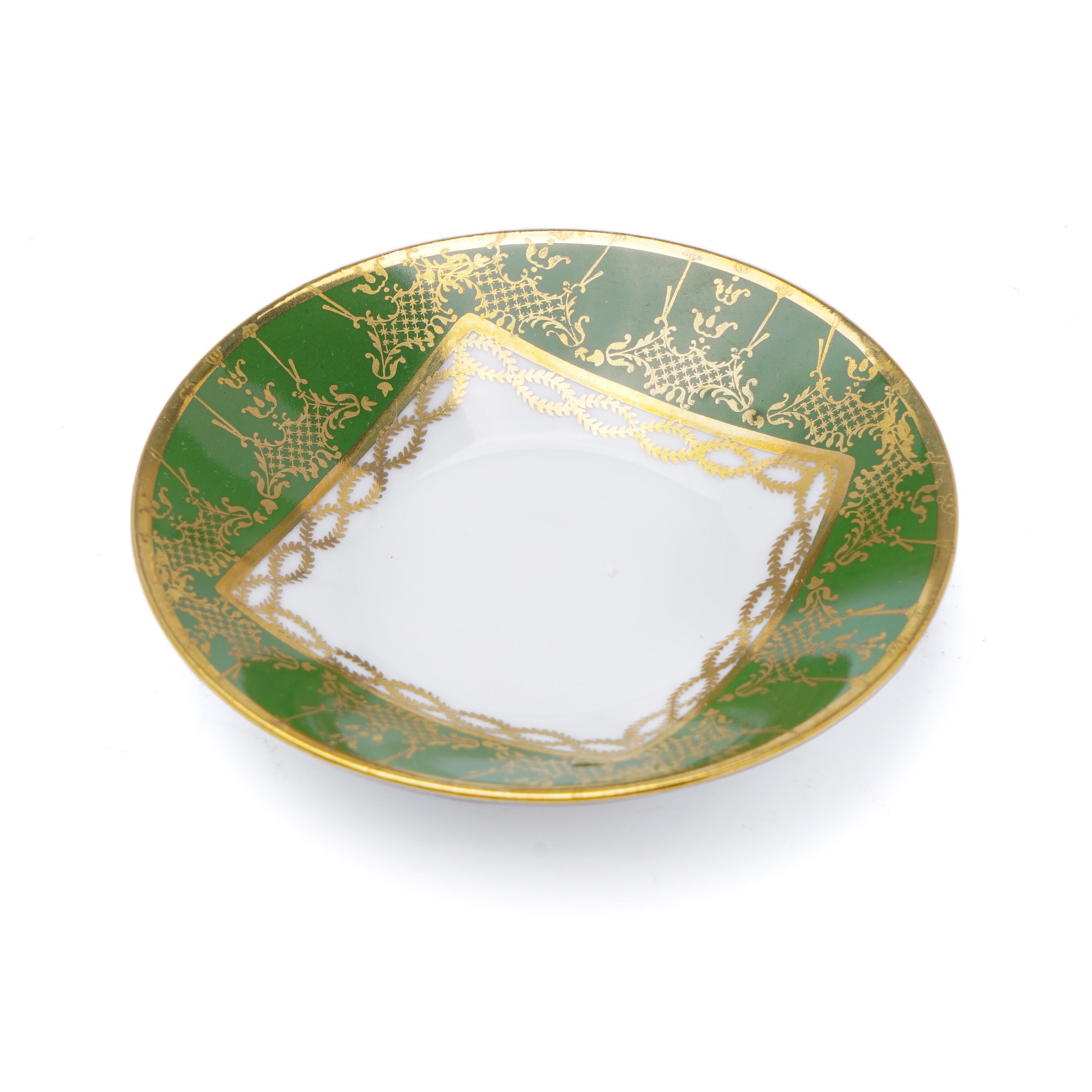 Porcelain 20th century Meissner Limoges porcelain Demitasse pair of cup and saucer For Sale