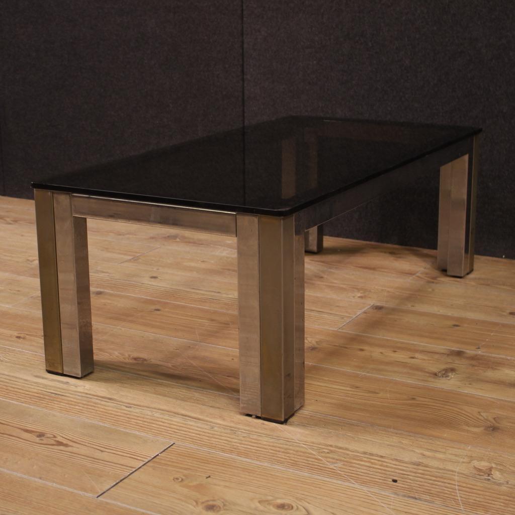 20. Jahrhundert Metall und Glasplatte italienisches Design Couchtisch, 1970 im Angebot 4
