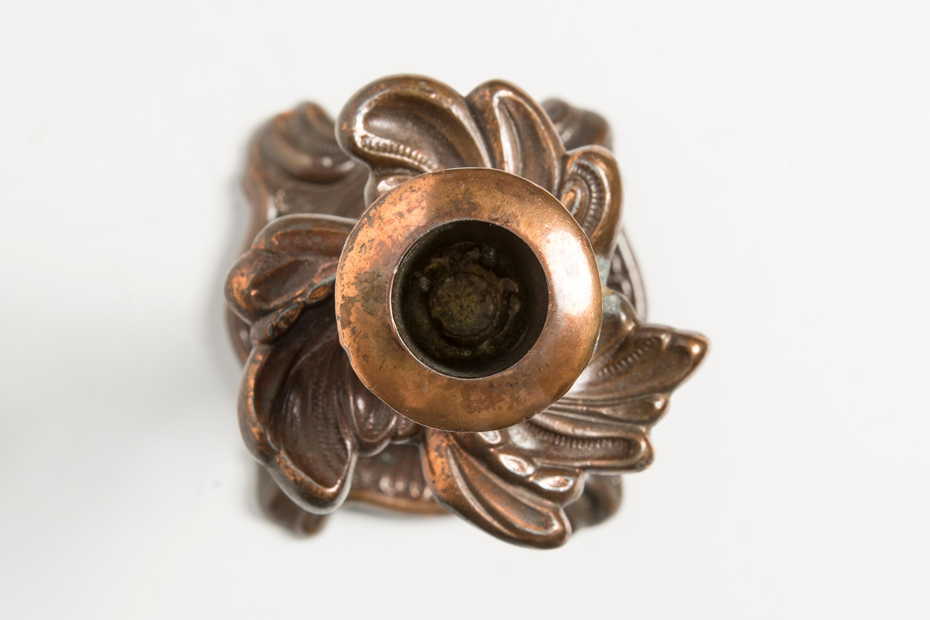 Candeleros decorativos de metal dorado del siglo XX, Italia, años 60 en venta 10