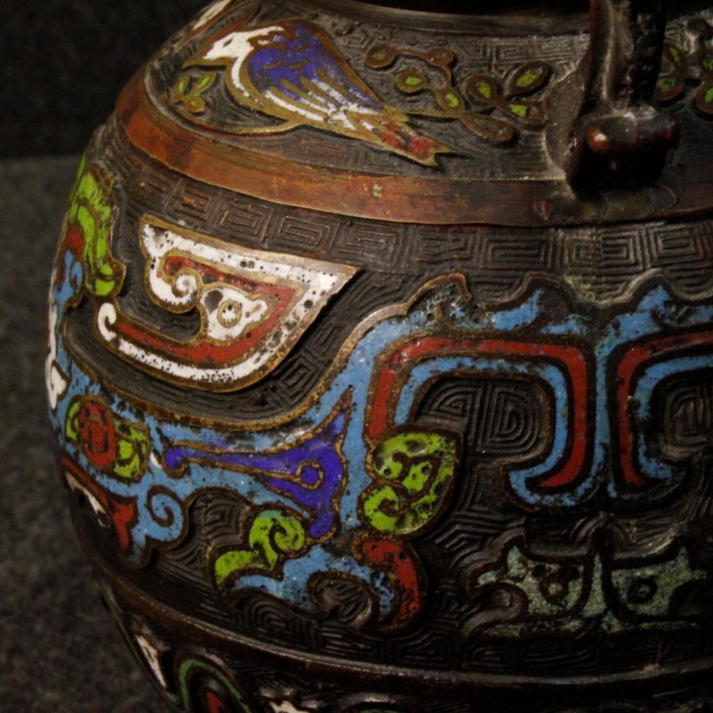 Paar orientalische Vasen aus bemaltem Metall des 20. Jahrhunderts, 1960 im Zustand „Gut“ im Angebot in Vicoforte, Piedmont