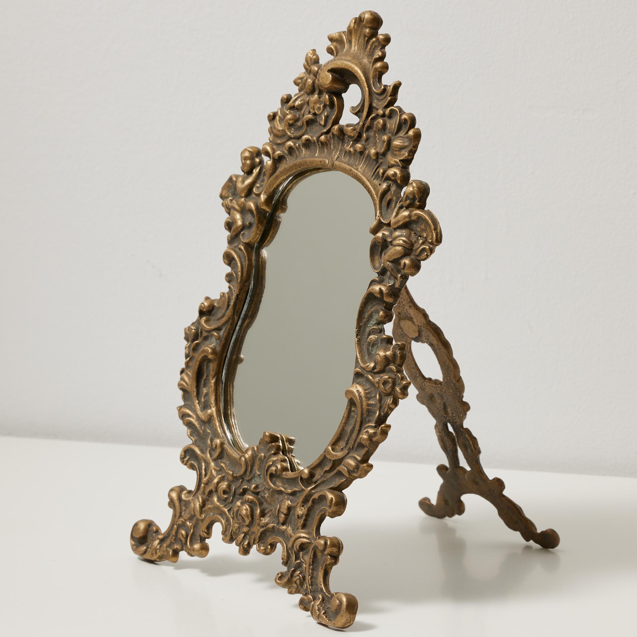Français Miroir de table en métal du 20e siècle en vente