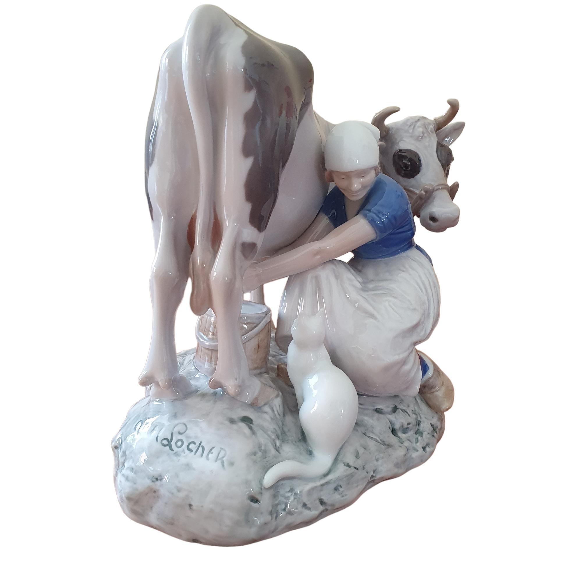 Porcelain 20th Century Milk Maiden with Cat and Cow by Bing & Grøndahl For Sale